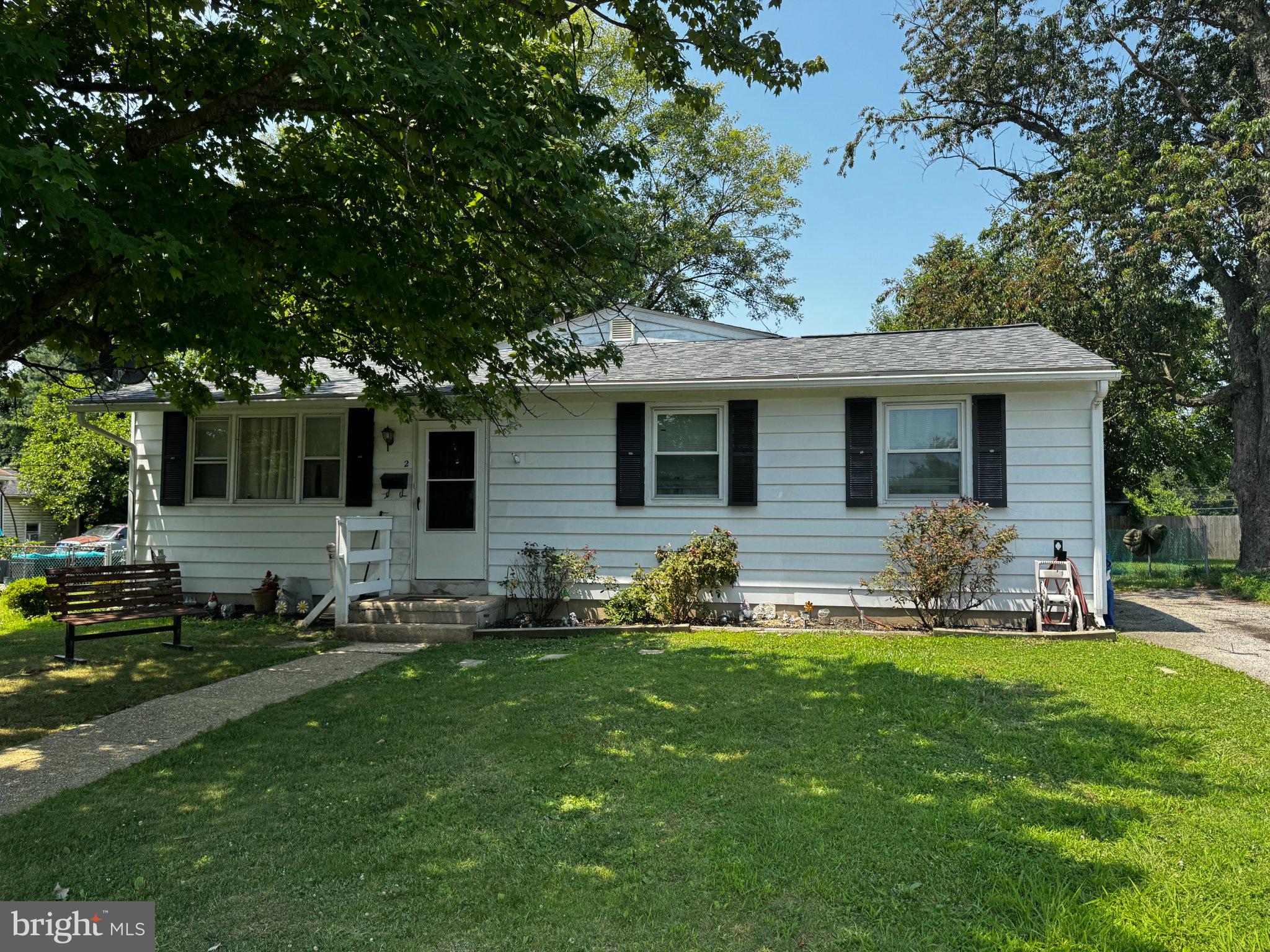2 WALNUT DRIVE