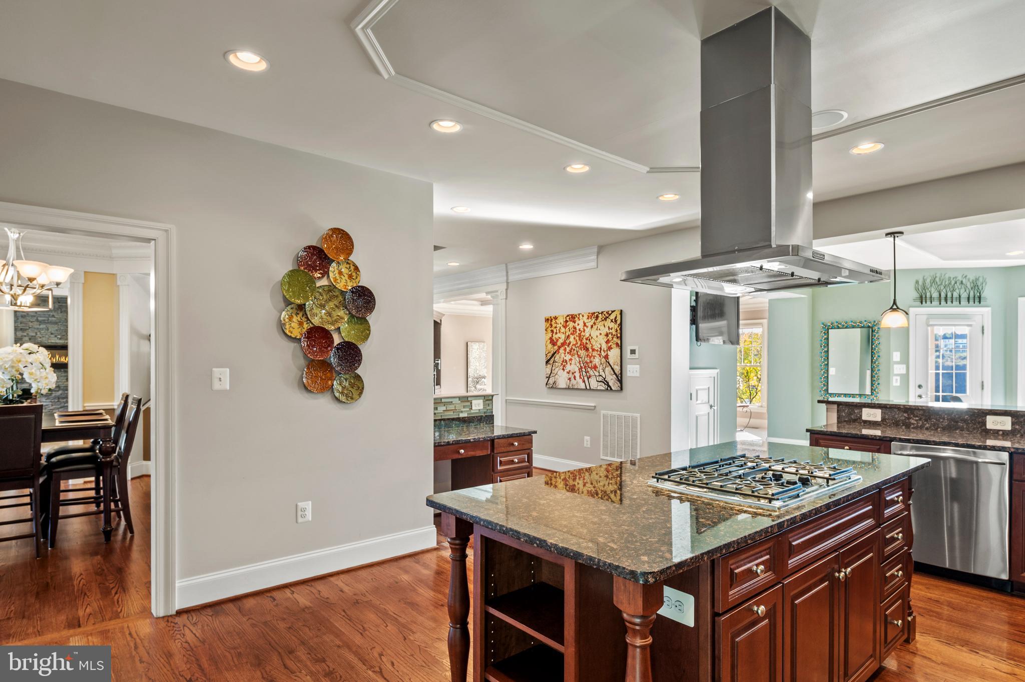 STONE LAKE - Residential