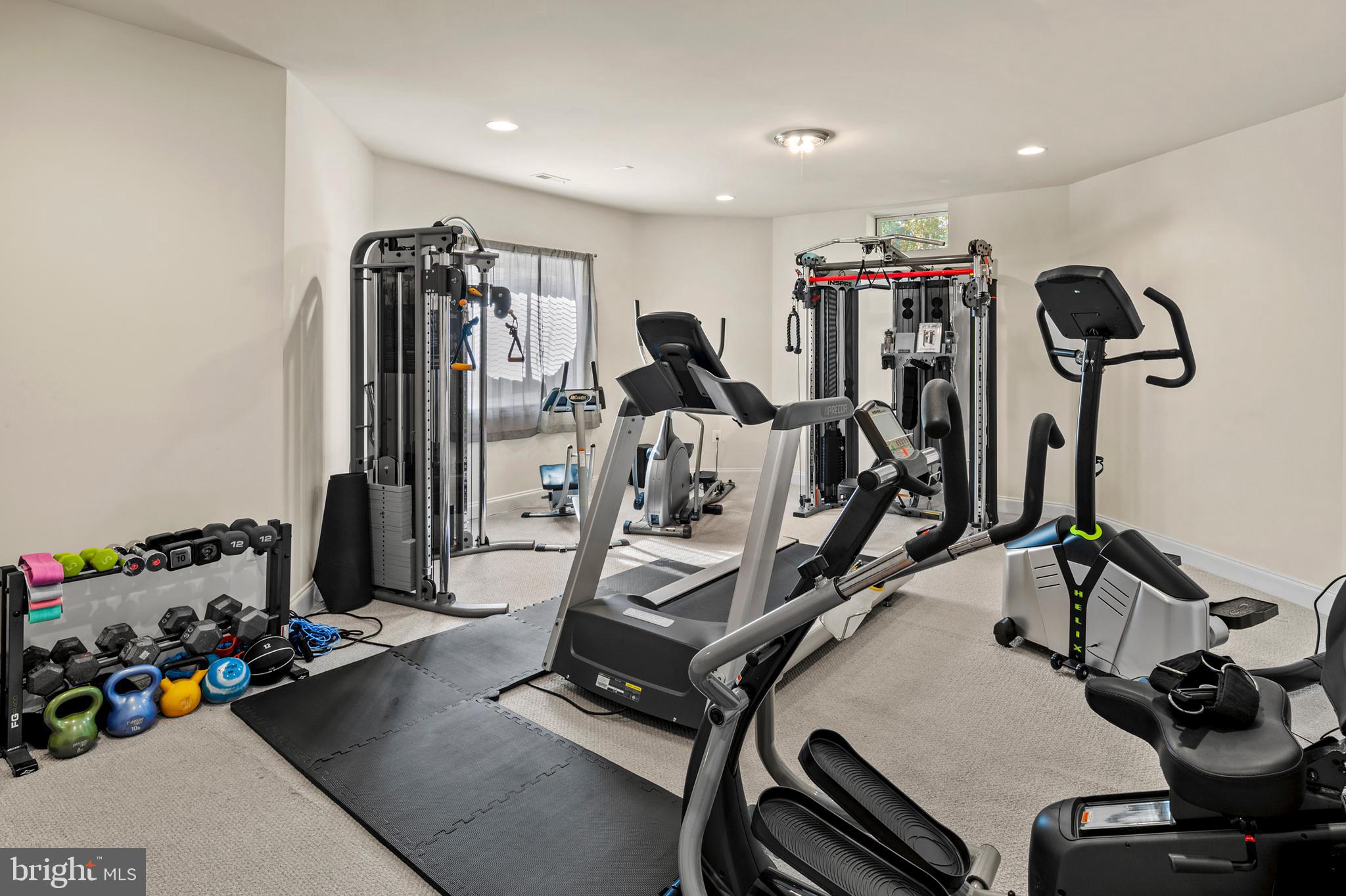 STONE LAKE - Residential