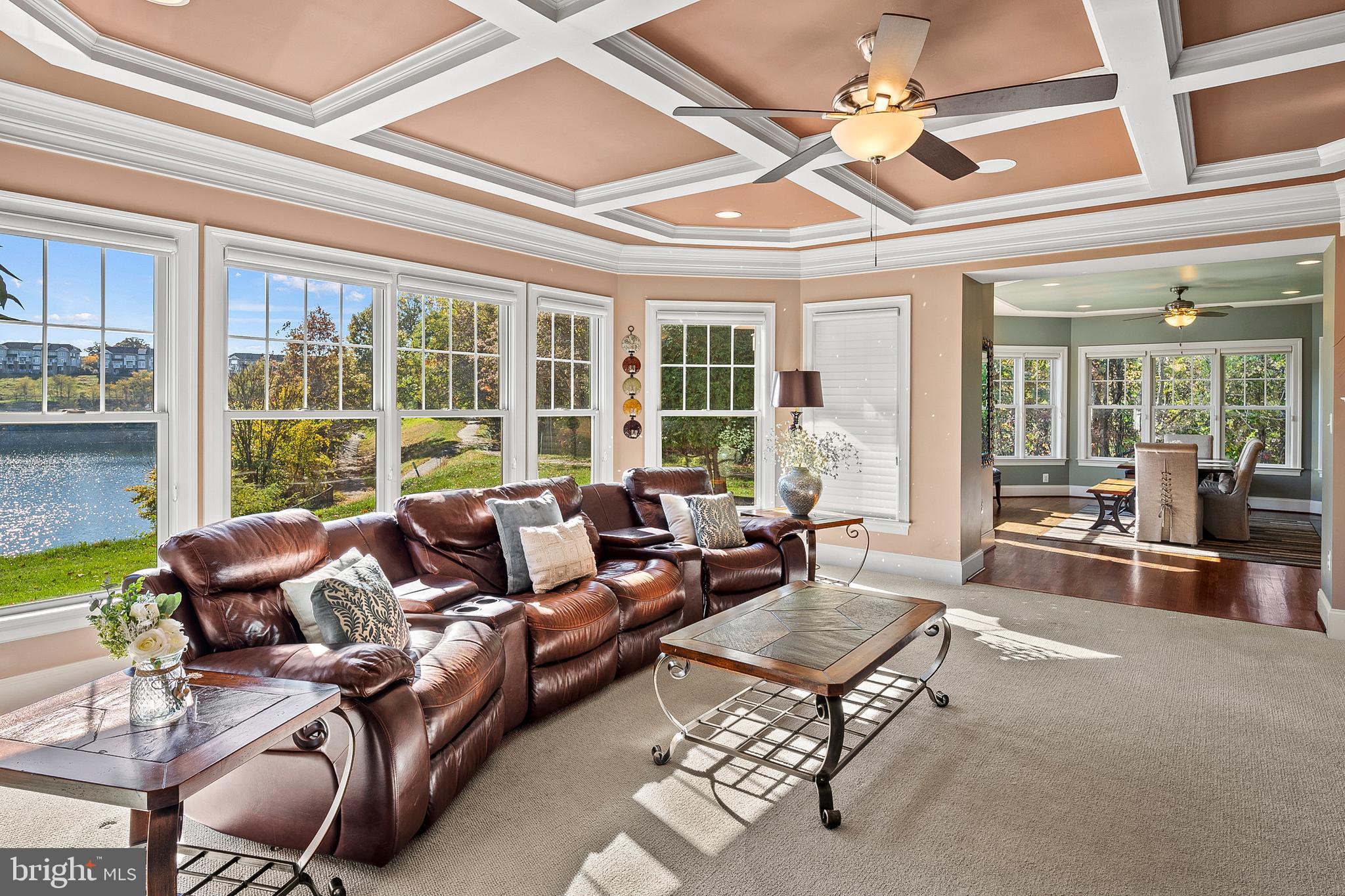 STONE LAKE - Residential