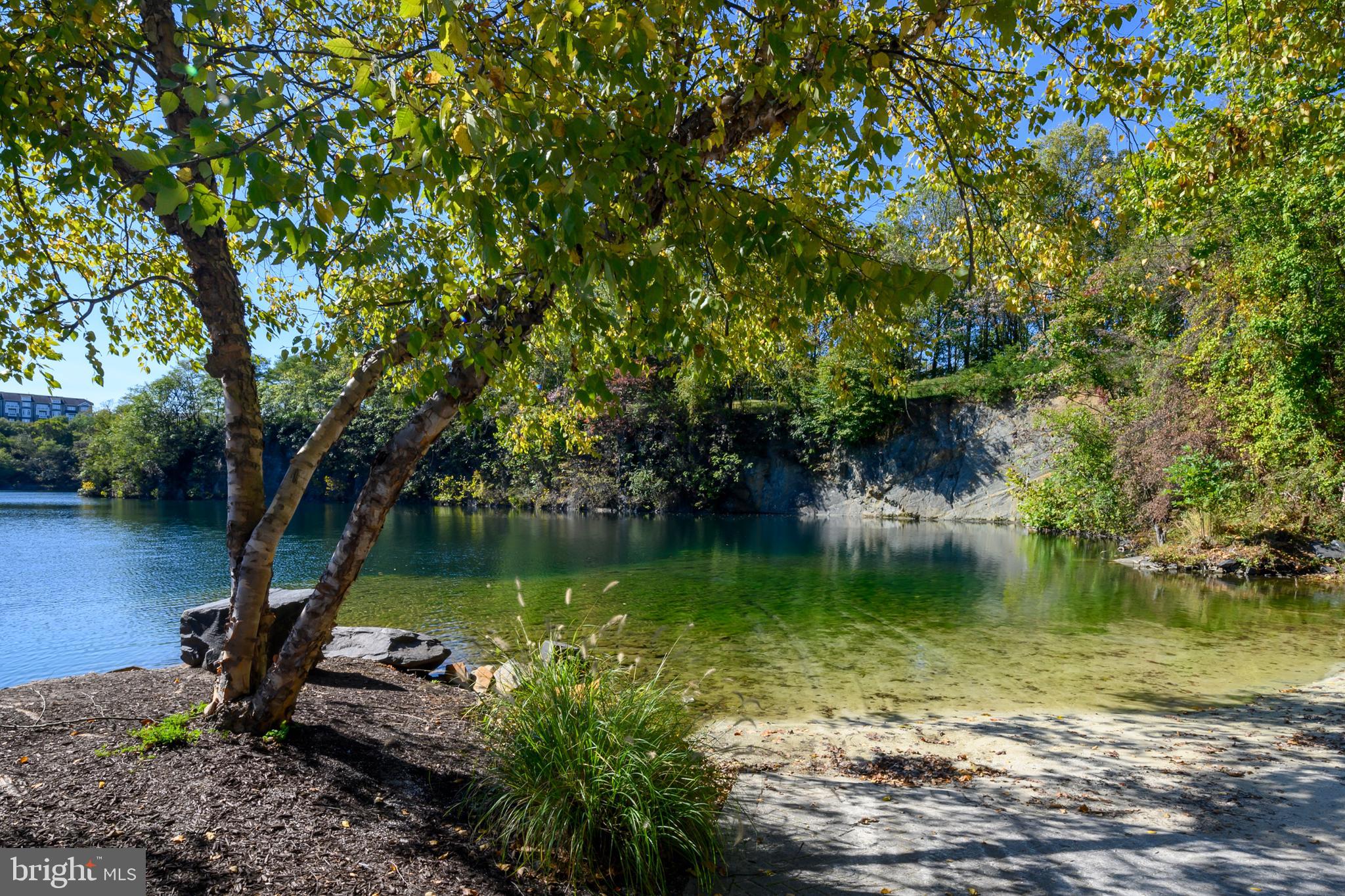 STONE LAKE - Residential