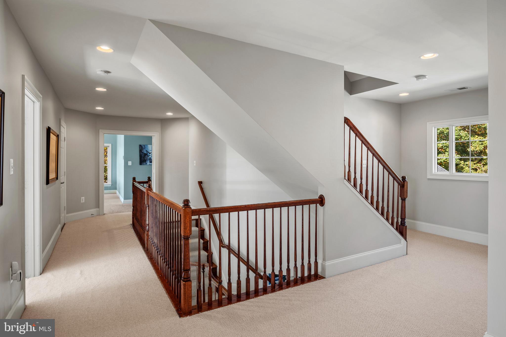 STONE LAKE - Residential