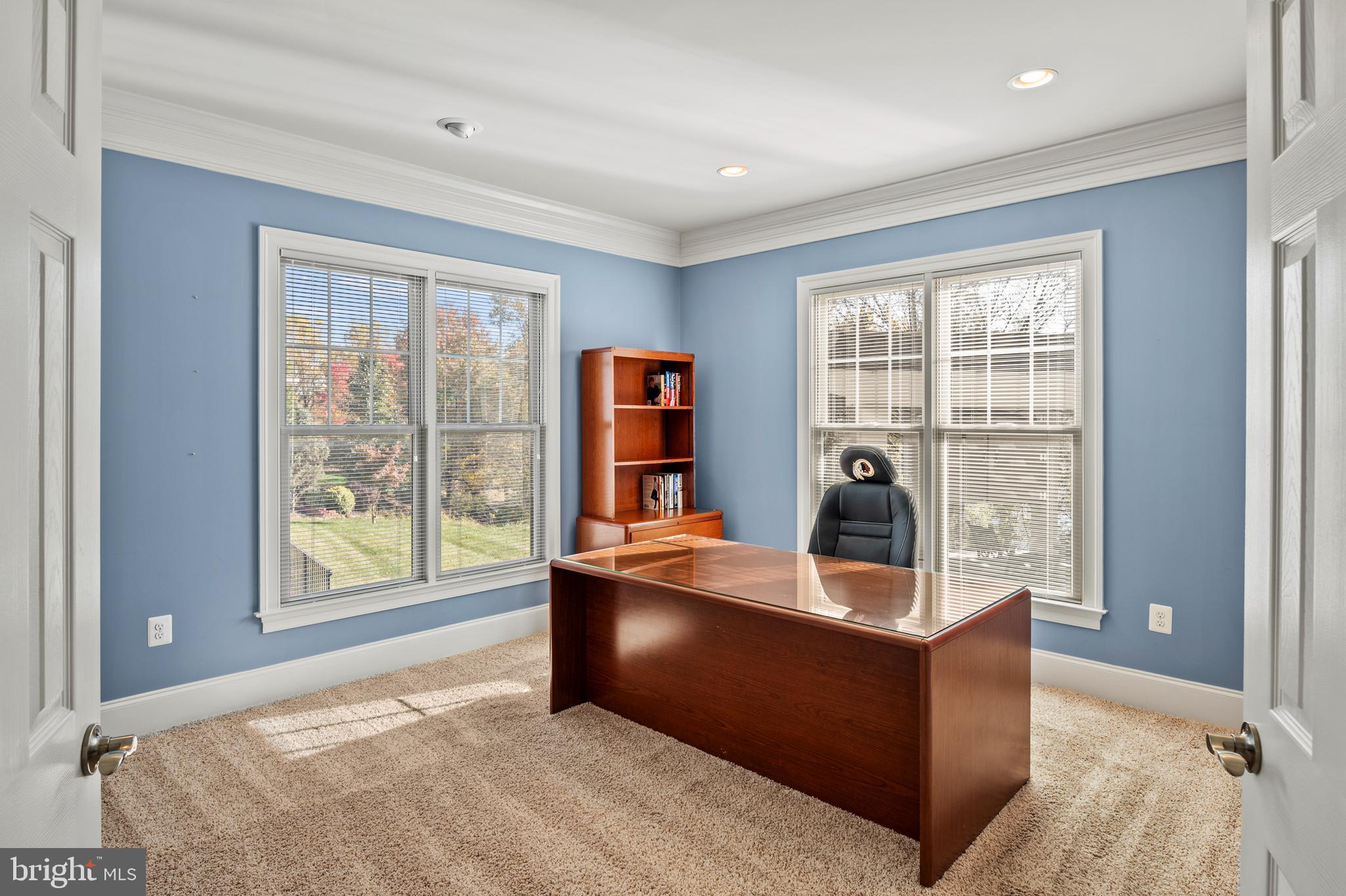 STONE LAKE - Residential