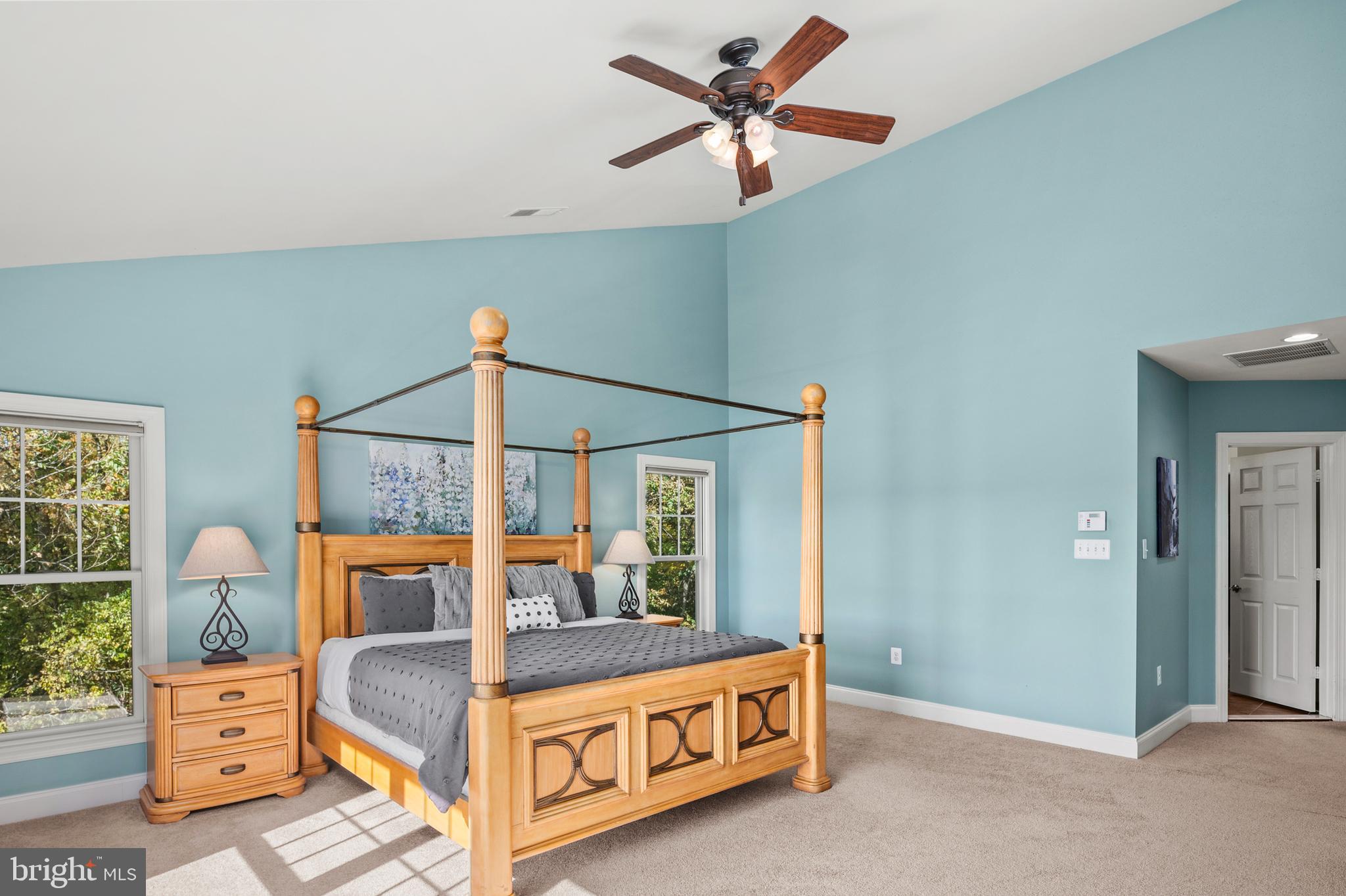 STONE LAKE - Residential