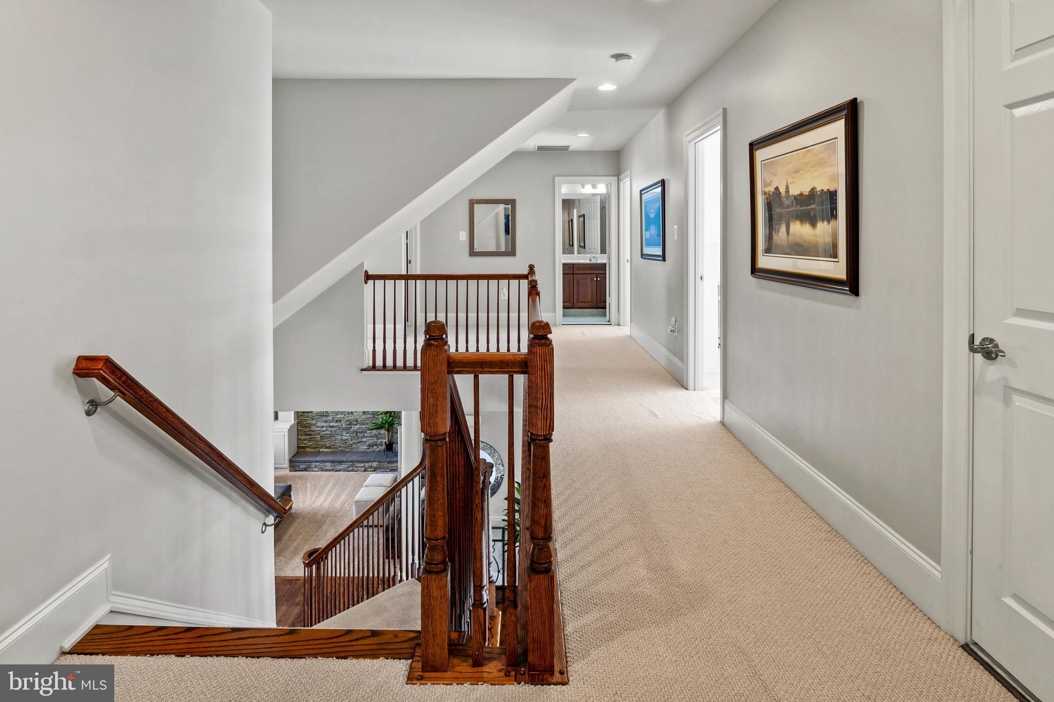 STONE LAKE - Residential