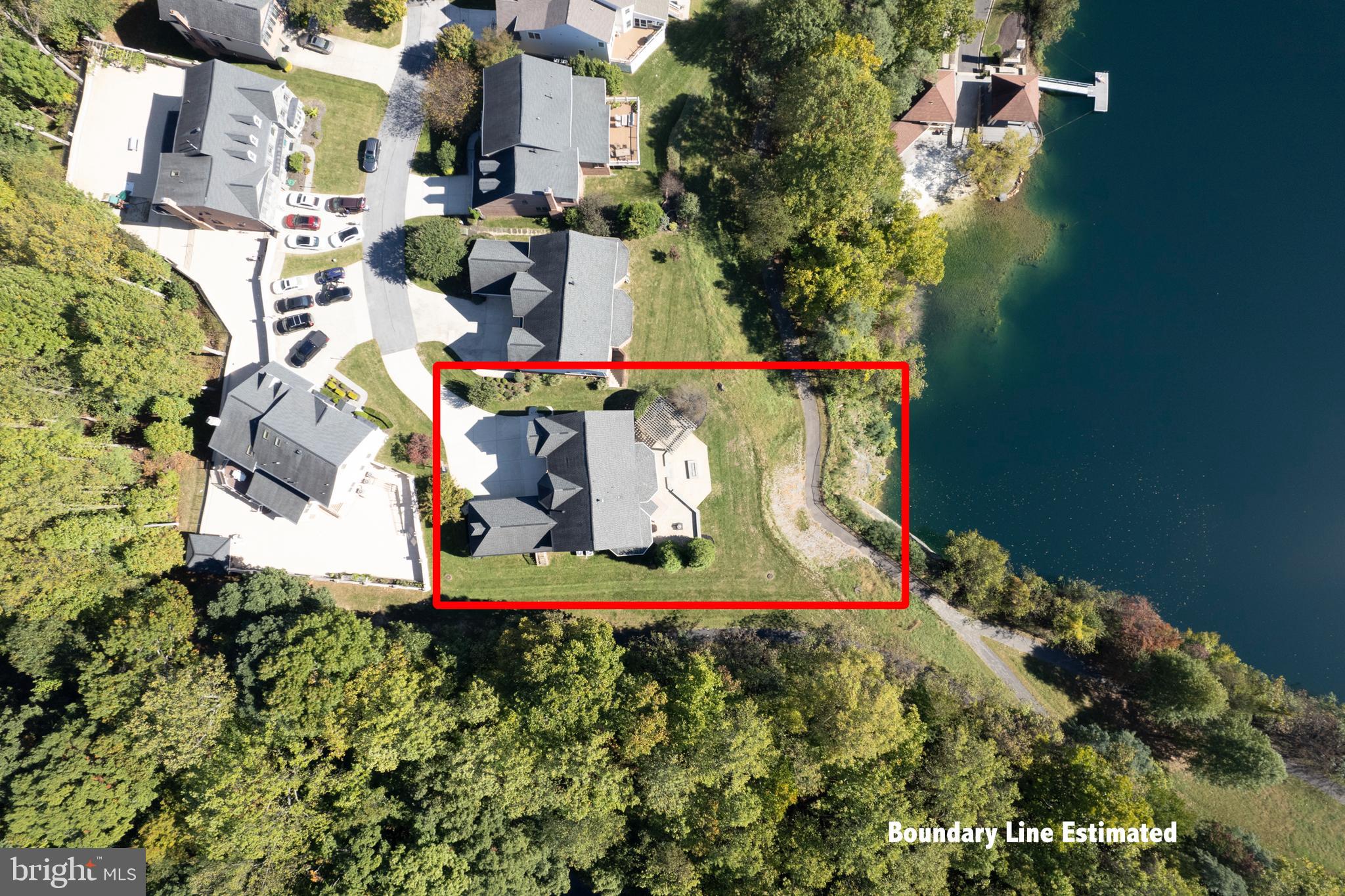 STONE LAKE - Residential