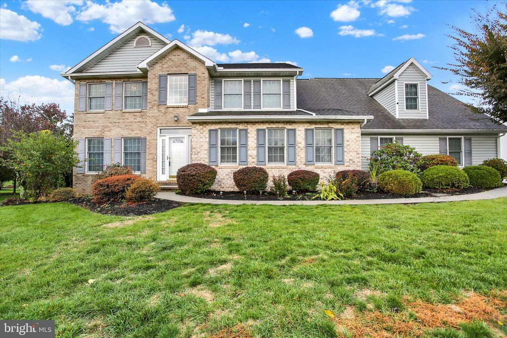 Photo of 338 Deaven Road, HARRISBURG, PA 17111 (MLS # PADA2051160)