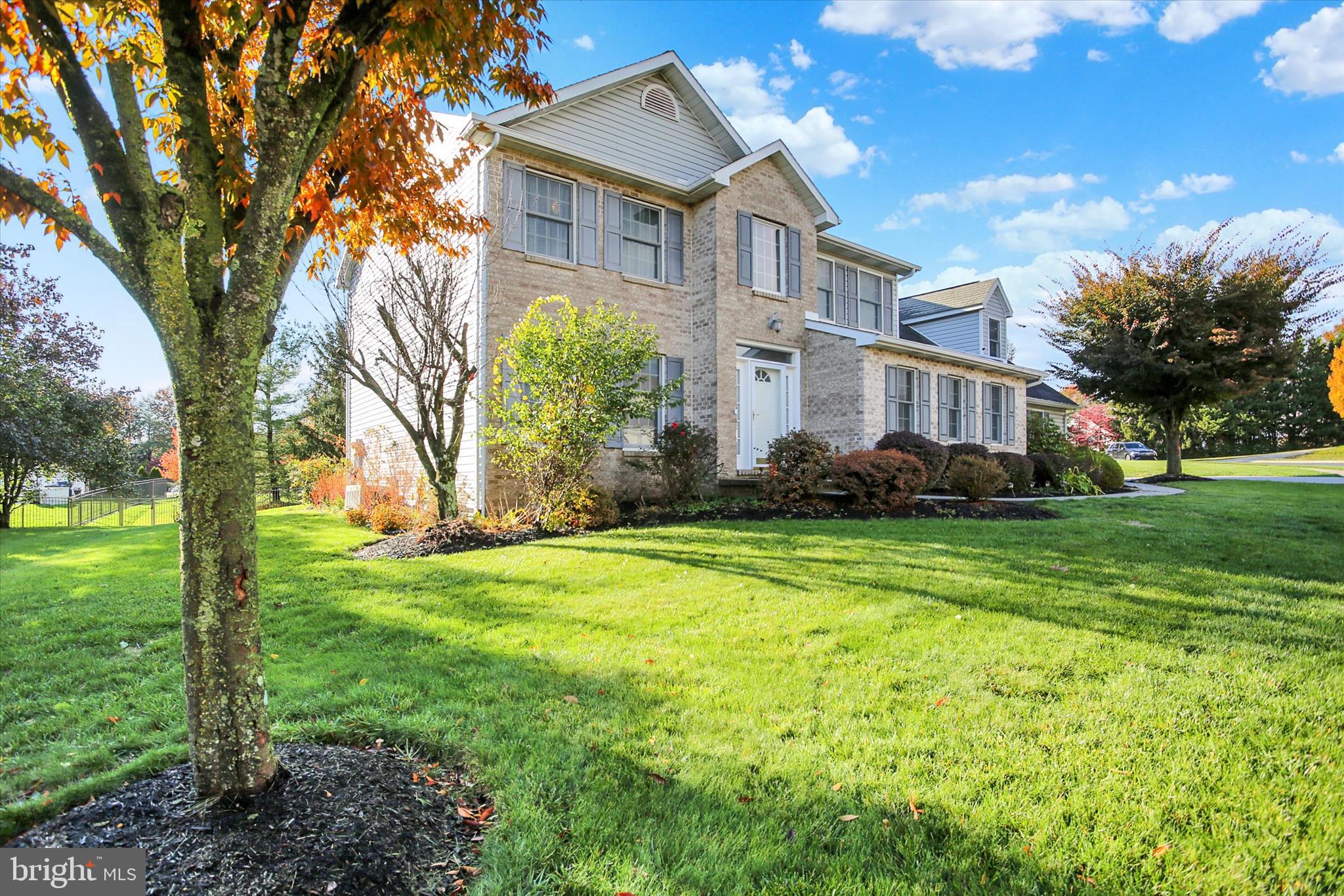 WINDMERE - Residential