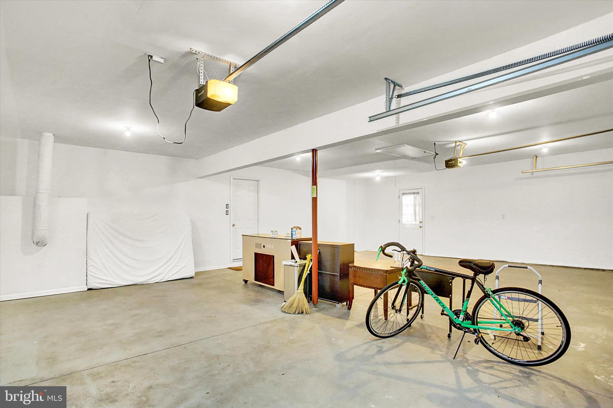 WINDMERE - Residential