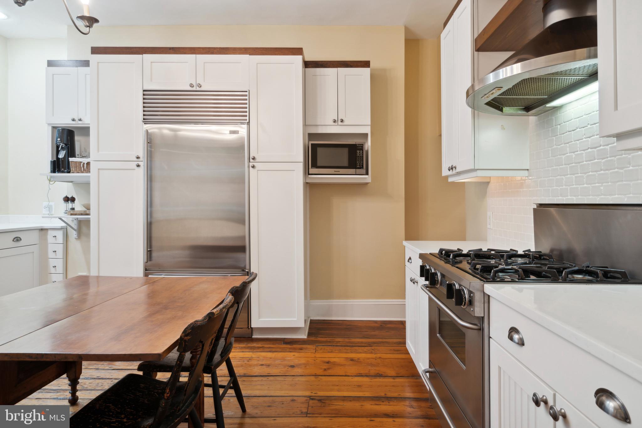 SOCIETY HILL - Residential