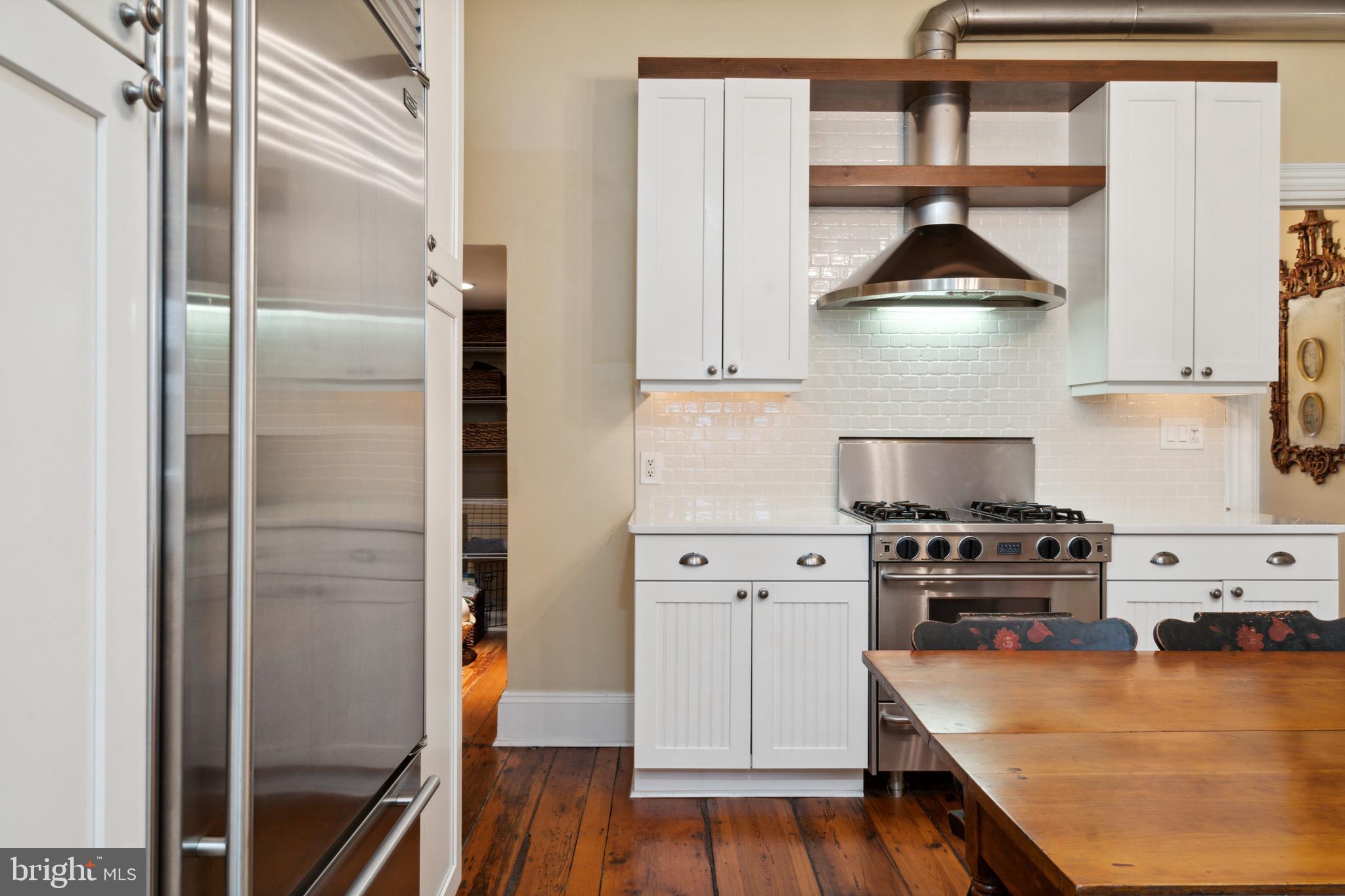 SOCIETY HILL - Residential