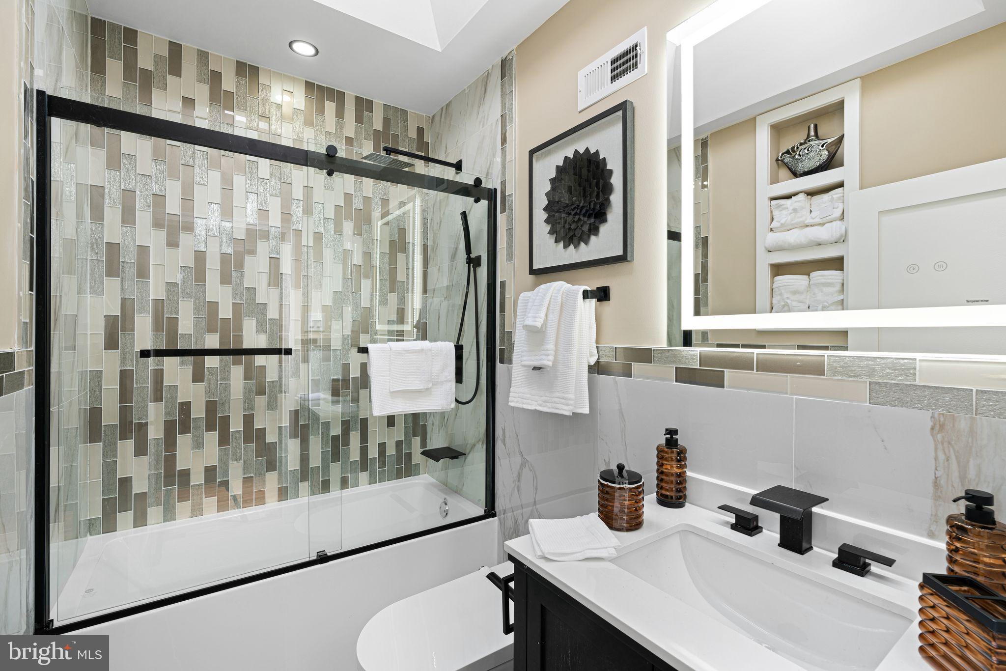 COBBS CREEK - Residential