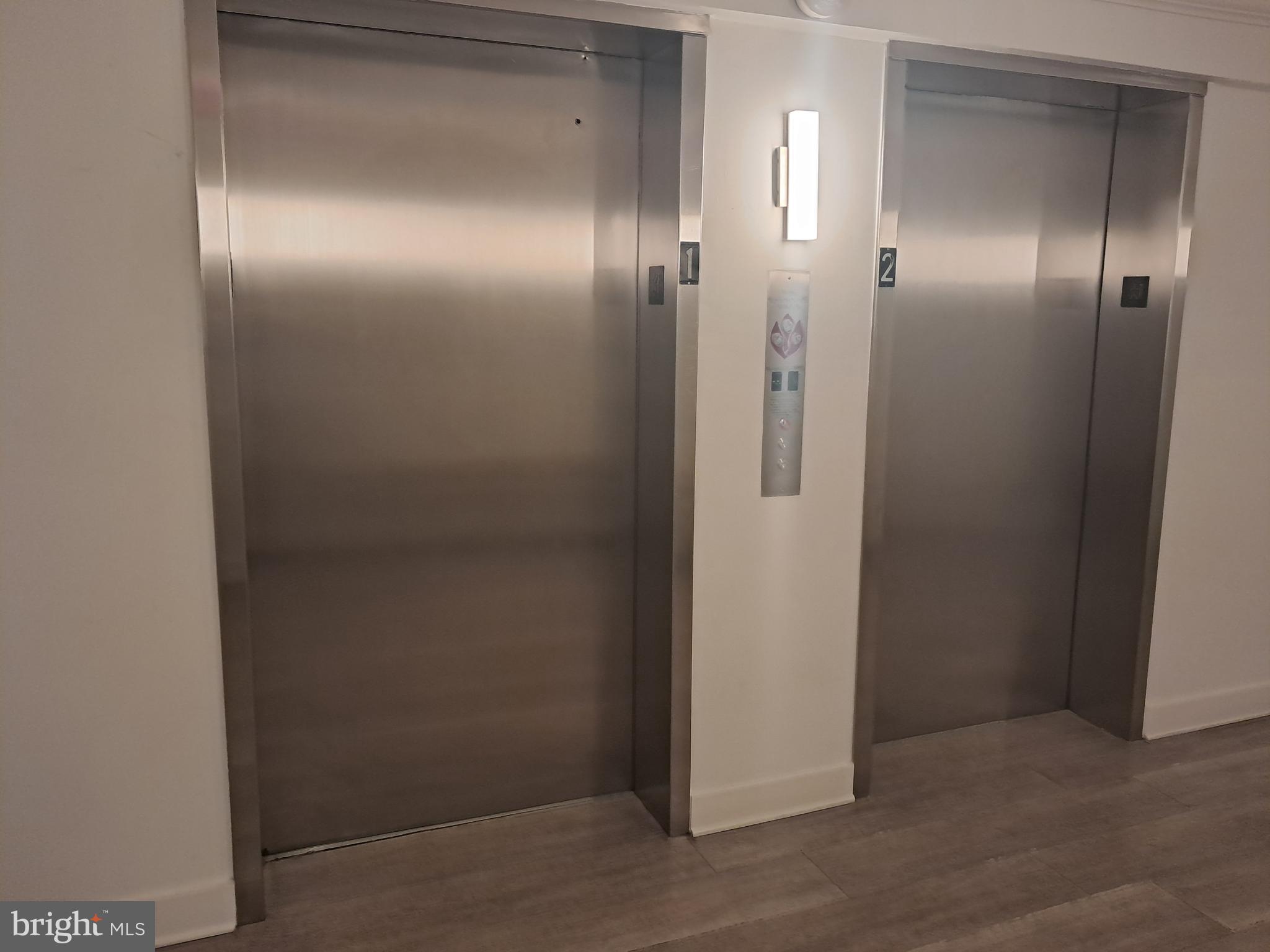 AMERICANA CENTRE - Residential