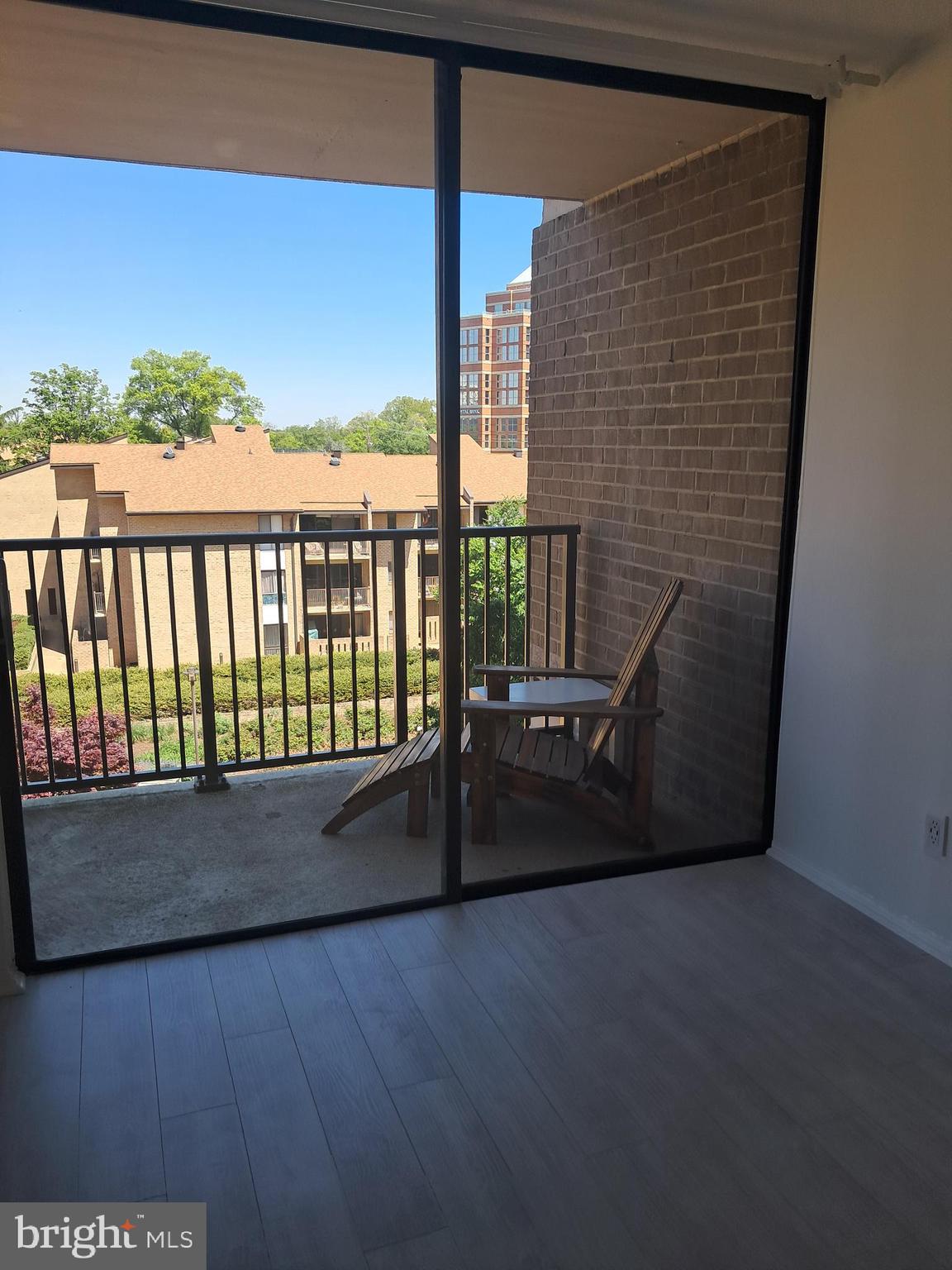 AMERICANA CENTRE - Residential