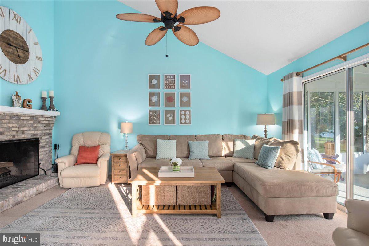 OYSTER HARBOR - Residential