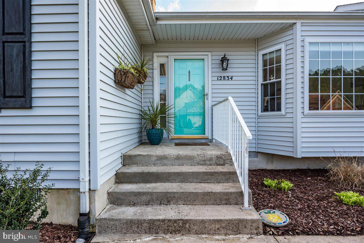 OYSTER HARBOR - Residential