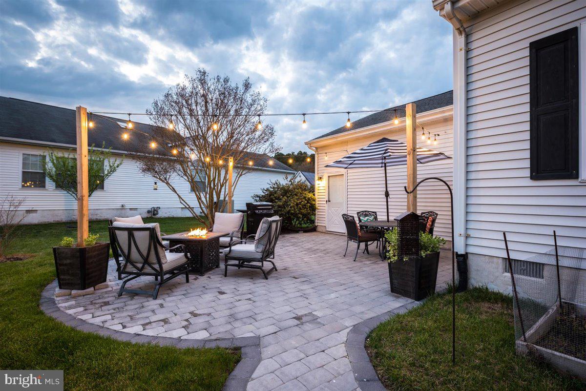 OYSTER HARBOR - Residential