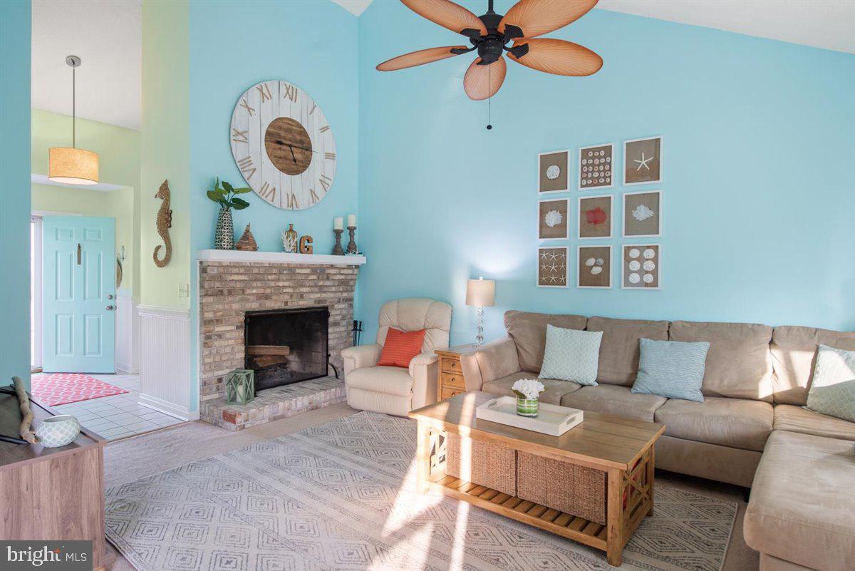 OYSTER HARBOR - Residential