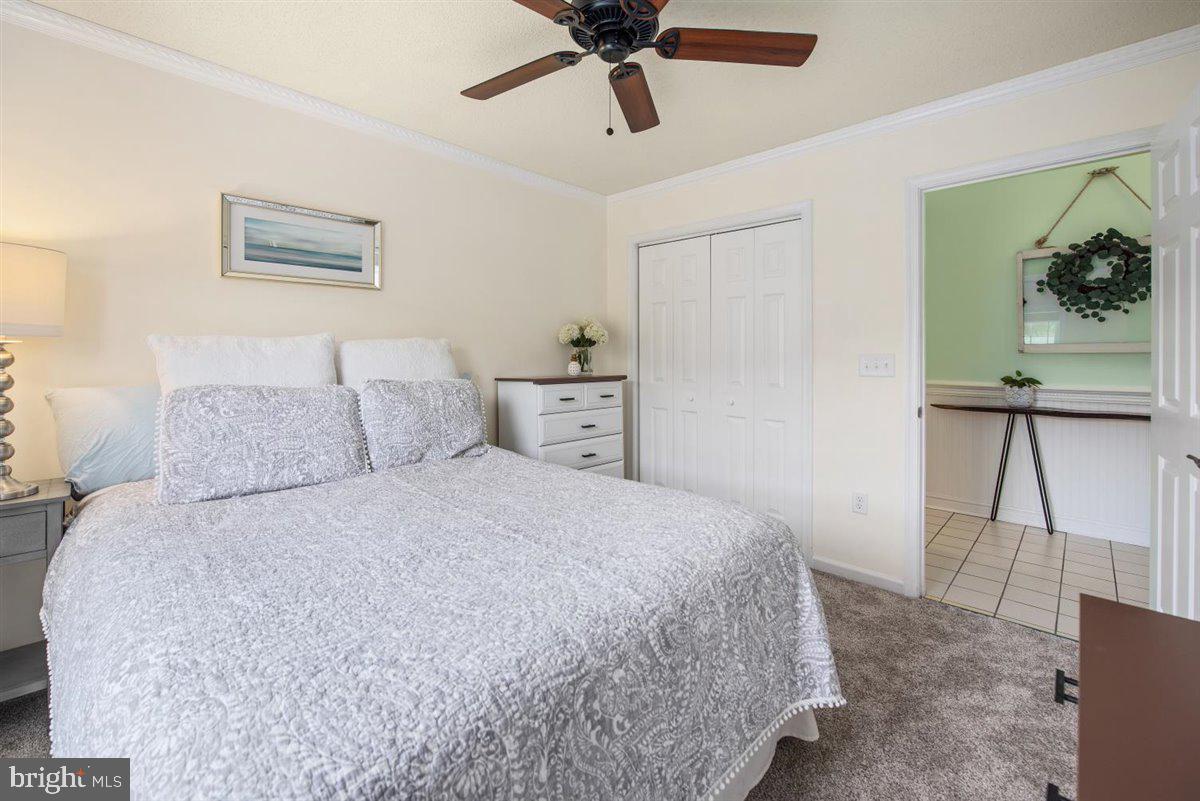 OYSTER HARBOR - Residential