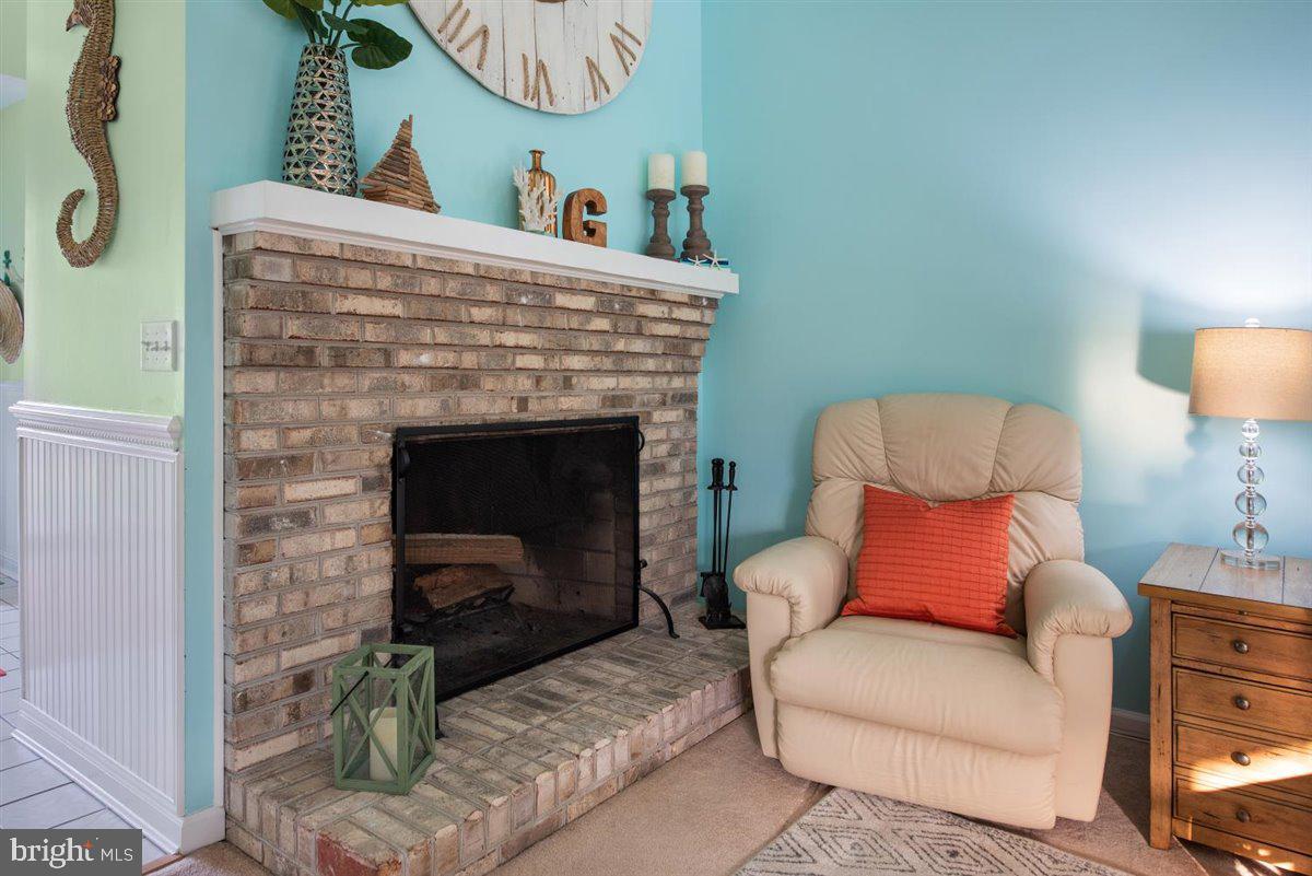 OYSTER HARBOR - Residential