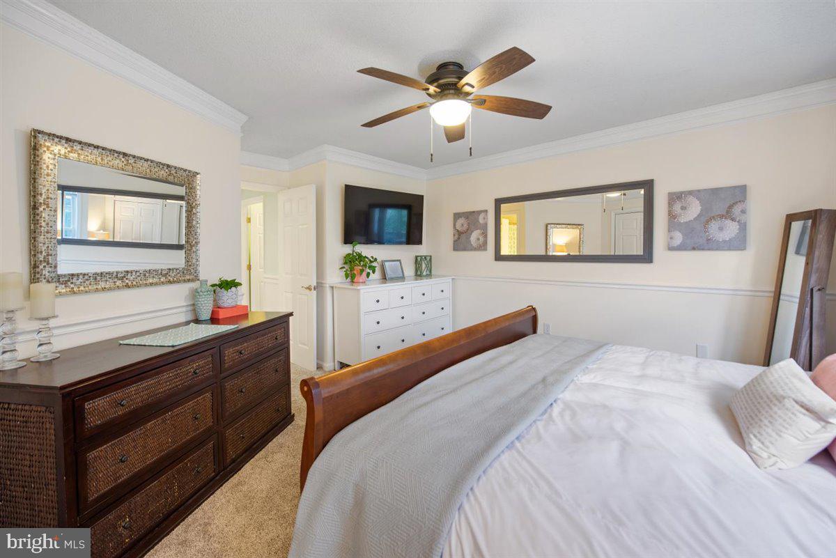 OYSTER HARBOR - Residential