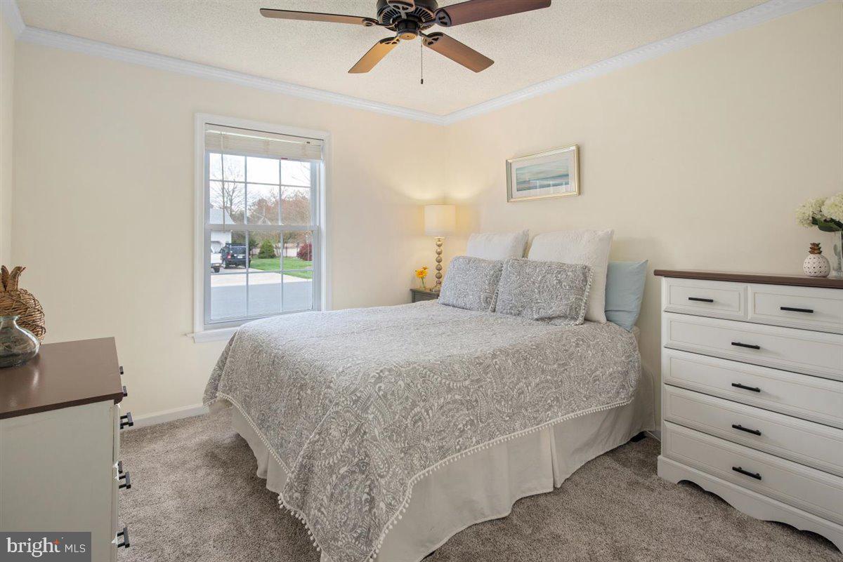 OYSTER HARBOR - Residential