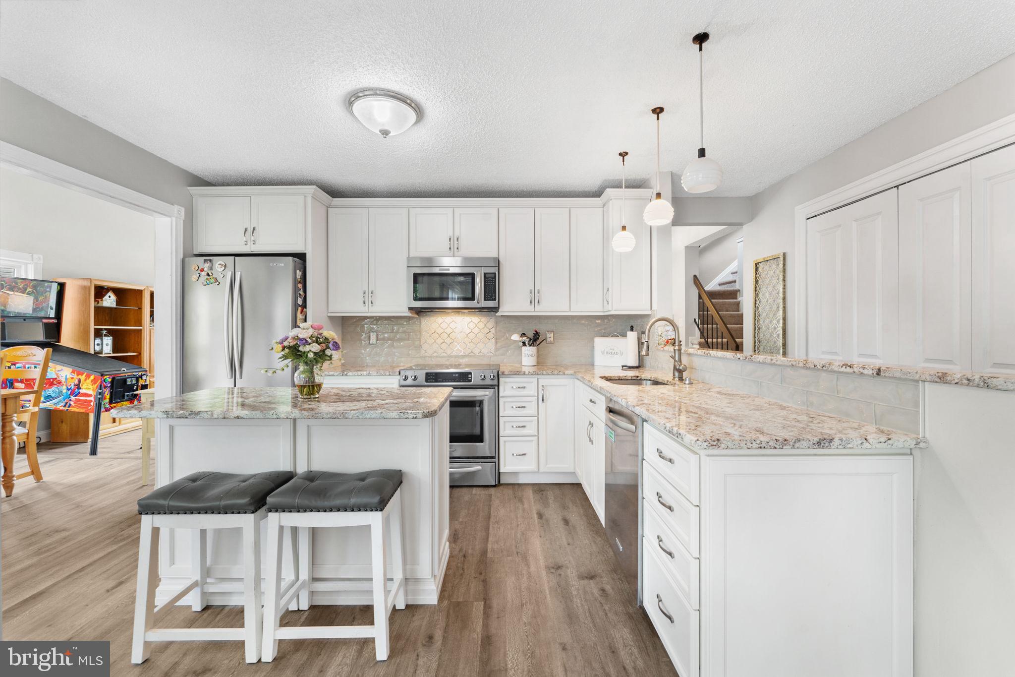 OAK TREE - Residential