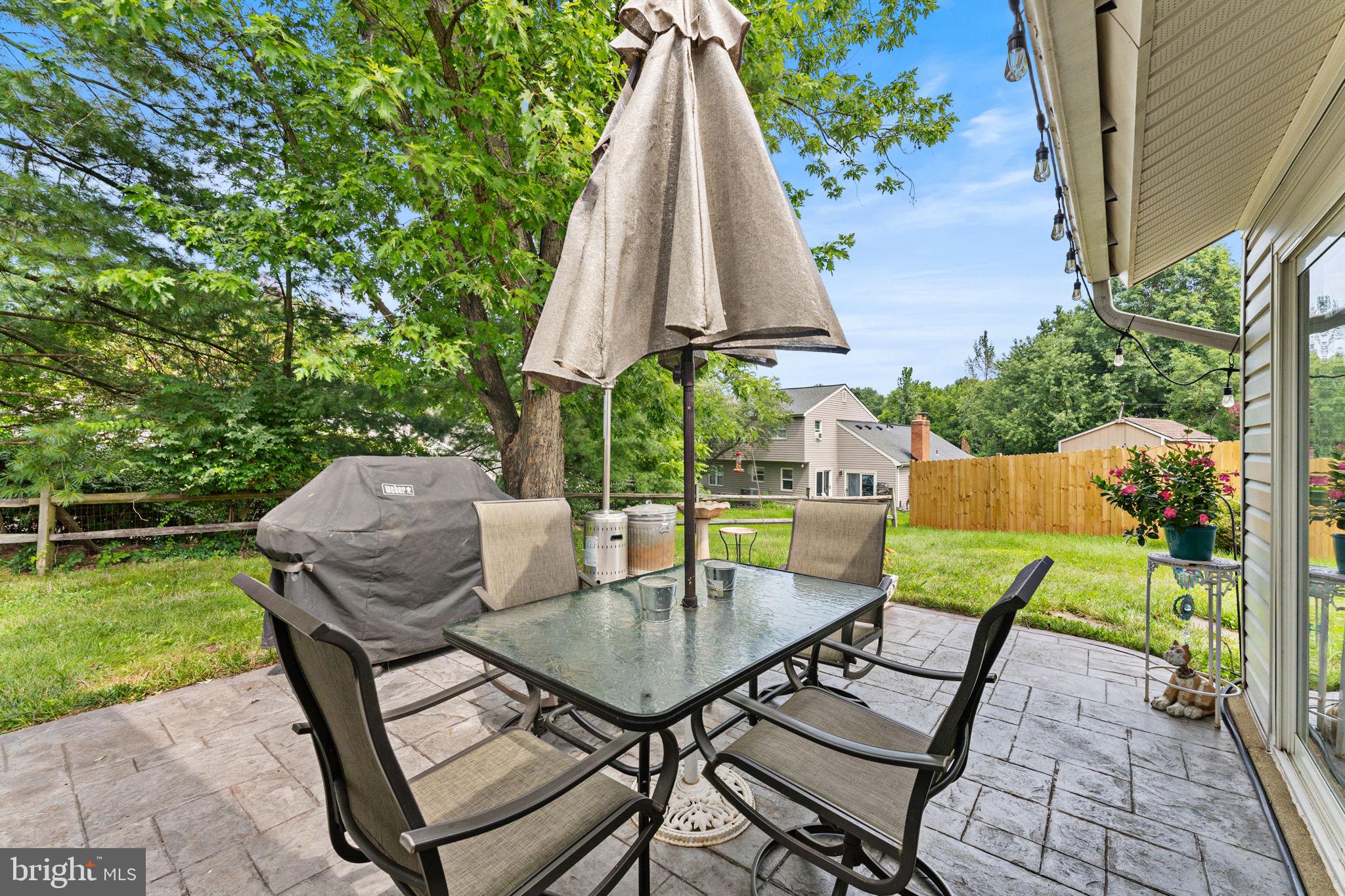 OAK TREE - Residential