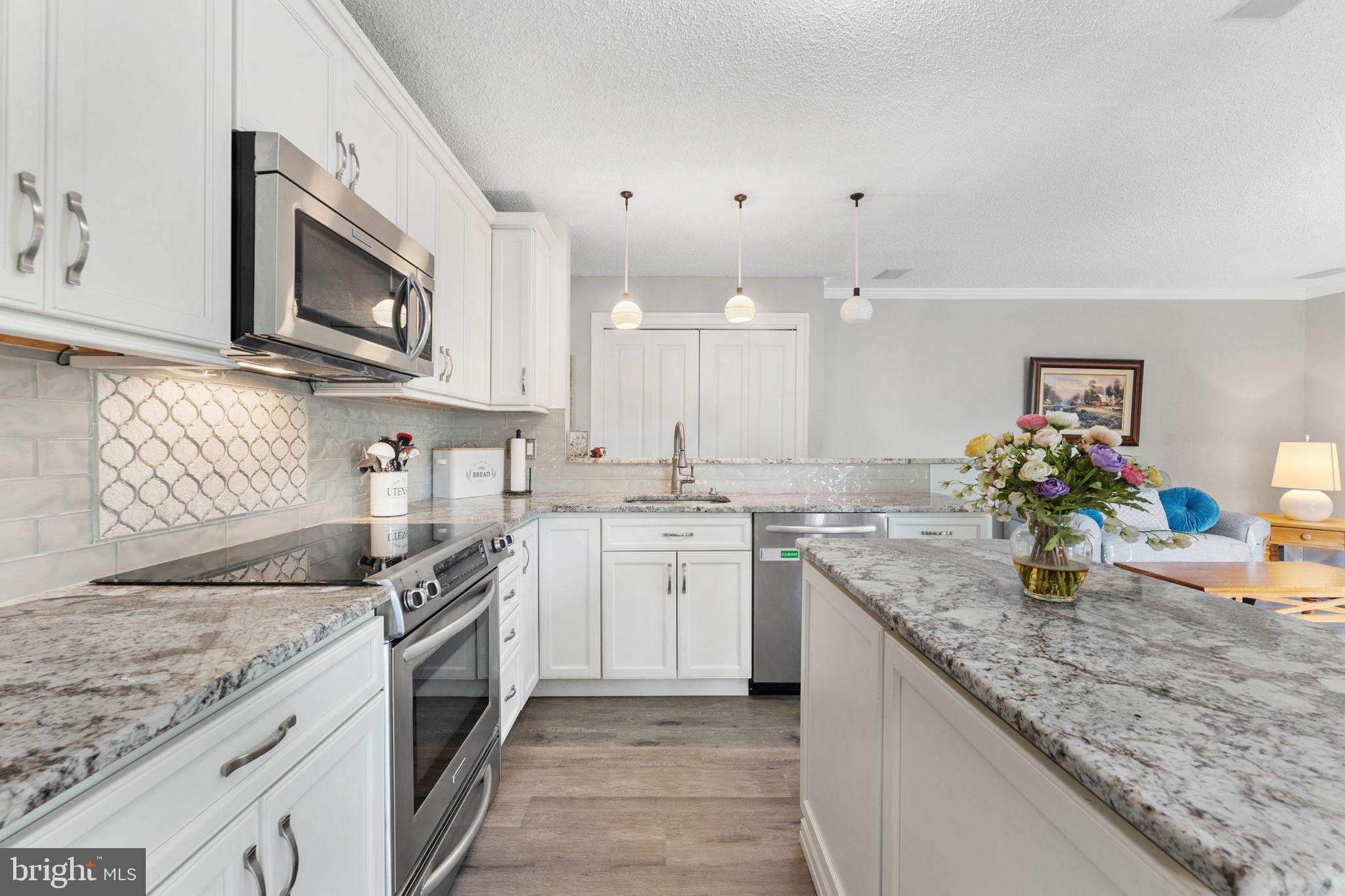 OAK TREE - Residential