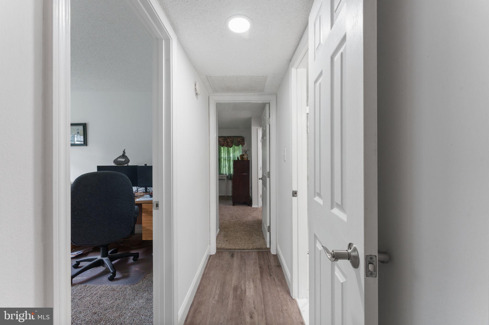 OAK TREE - Residential