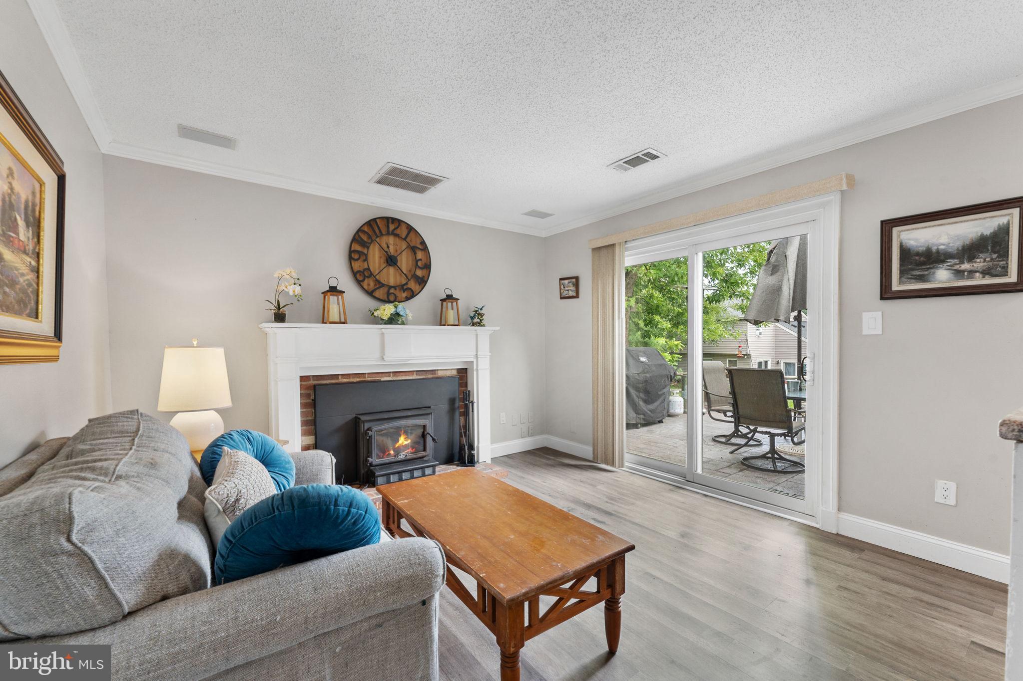 OAK TREE - Residential