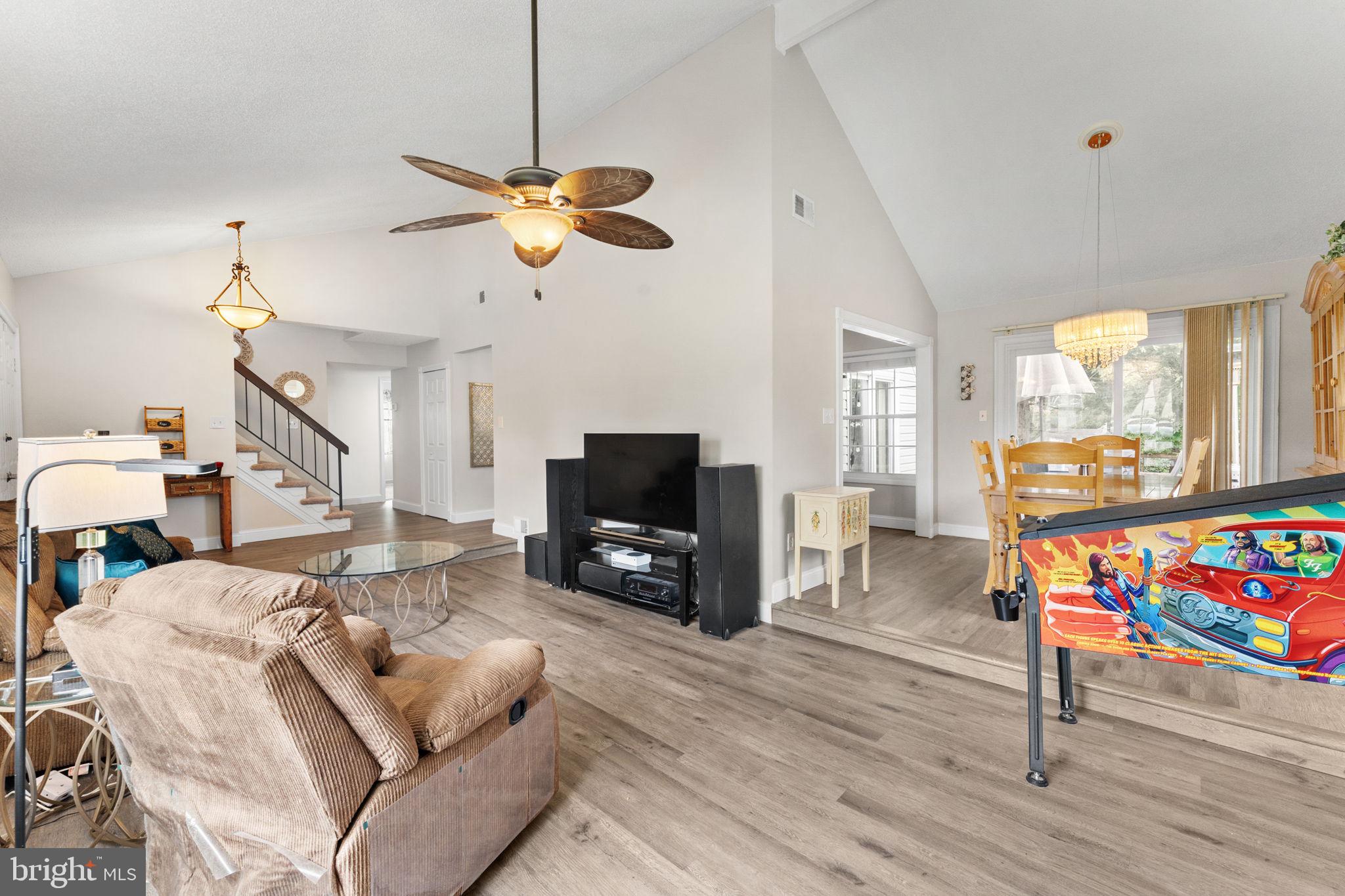 OAK TREE - Residential