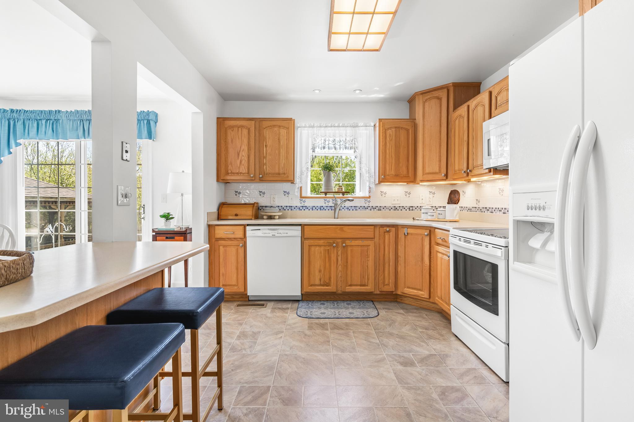 QUEENS PARK - Residential