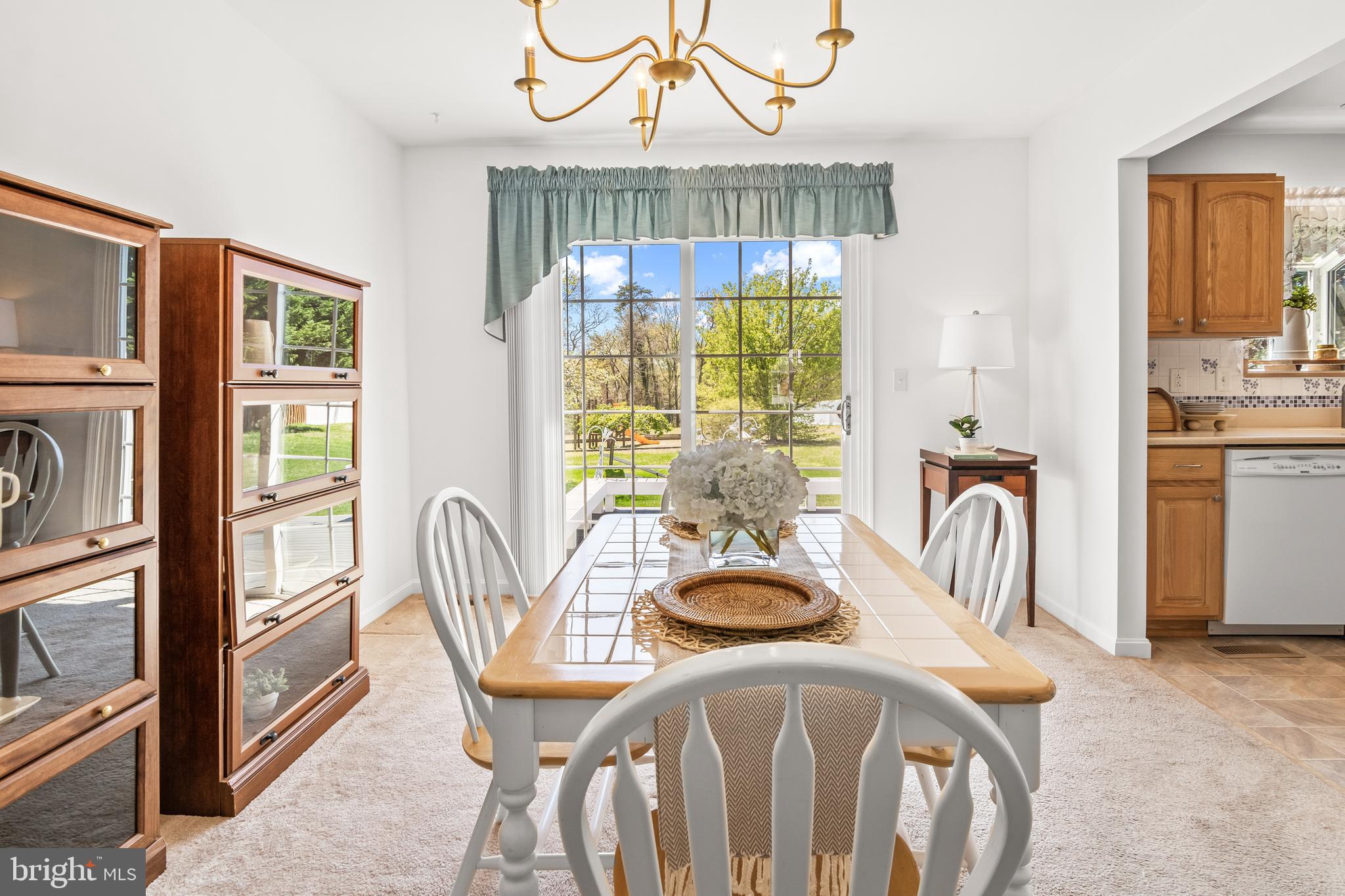 QUEENS PARK - Residential