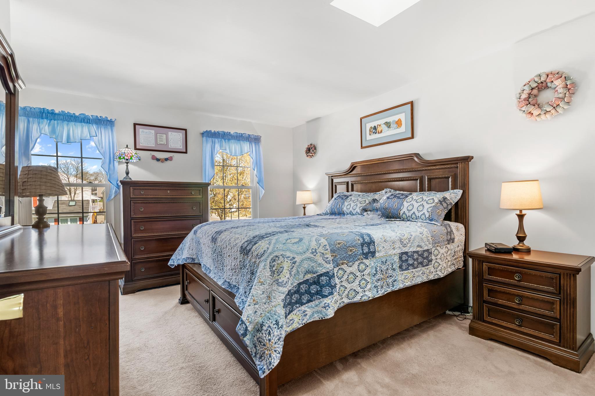 QUEENS PARK - Residential