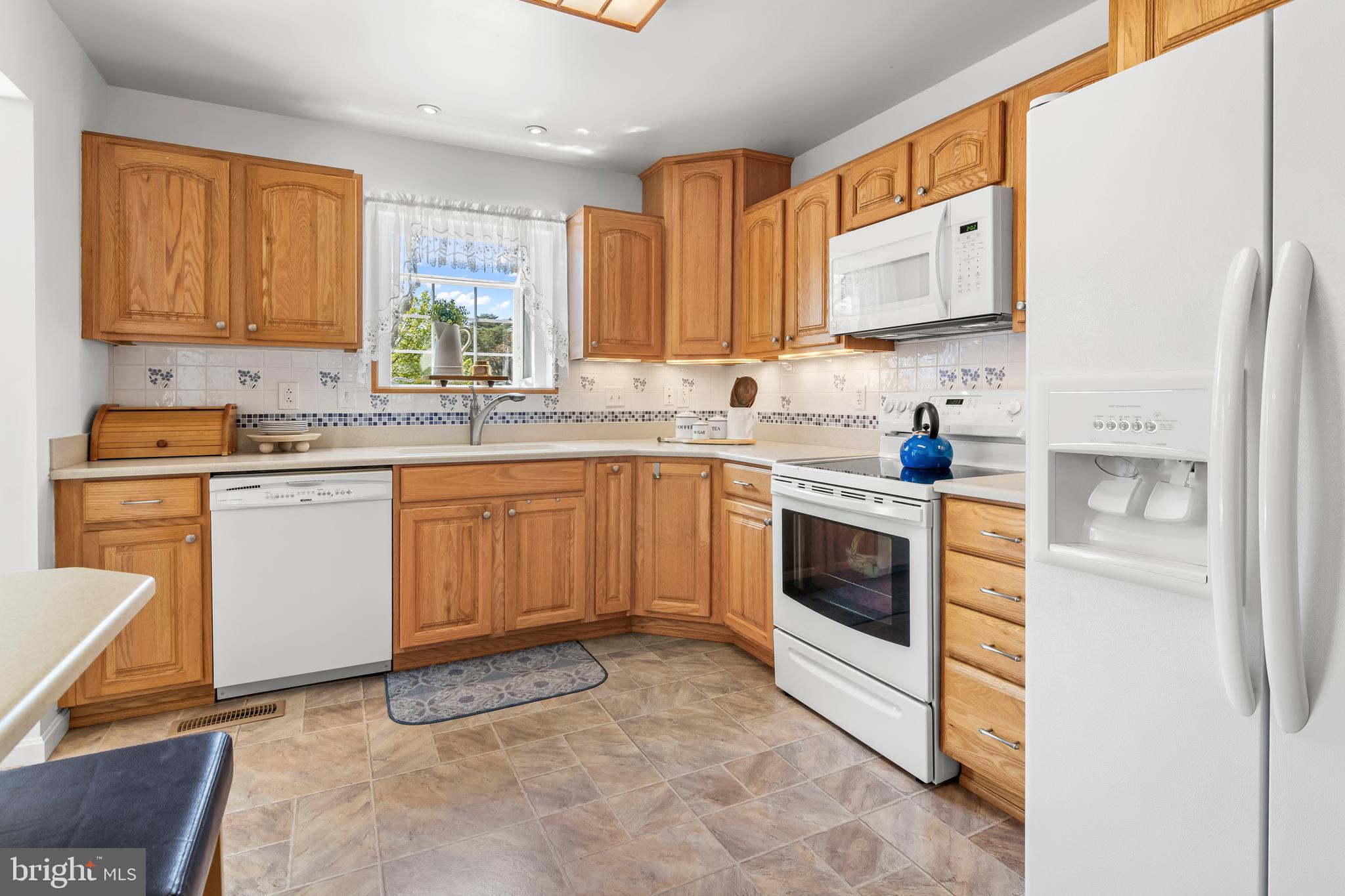 QUEENS PARK - Residential