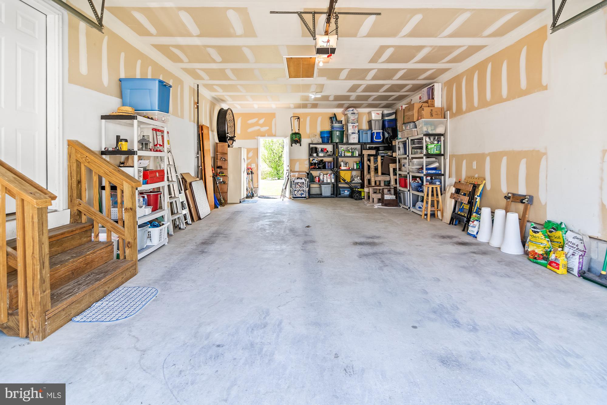 QUEENS PARK - Residential