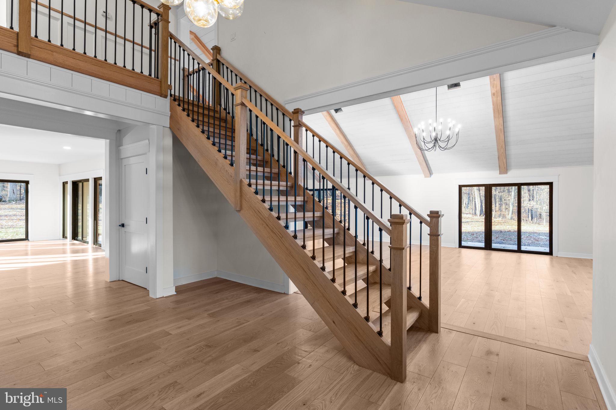 PINEVILLE - Residential