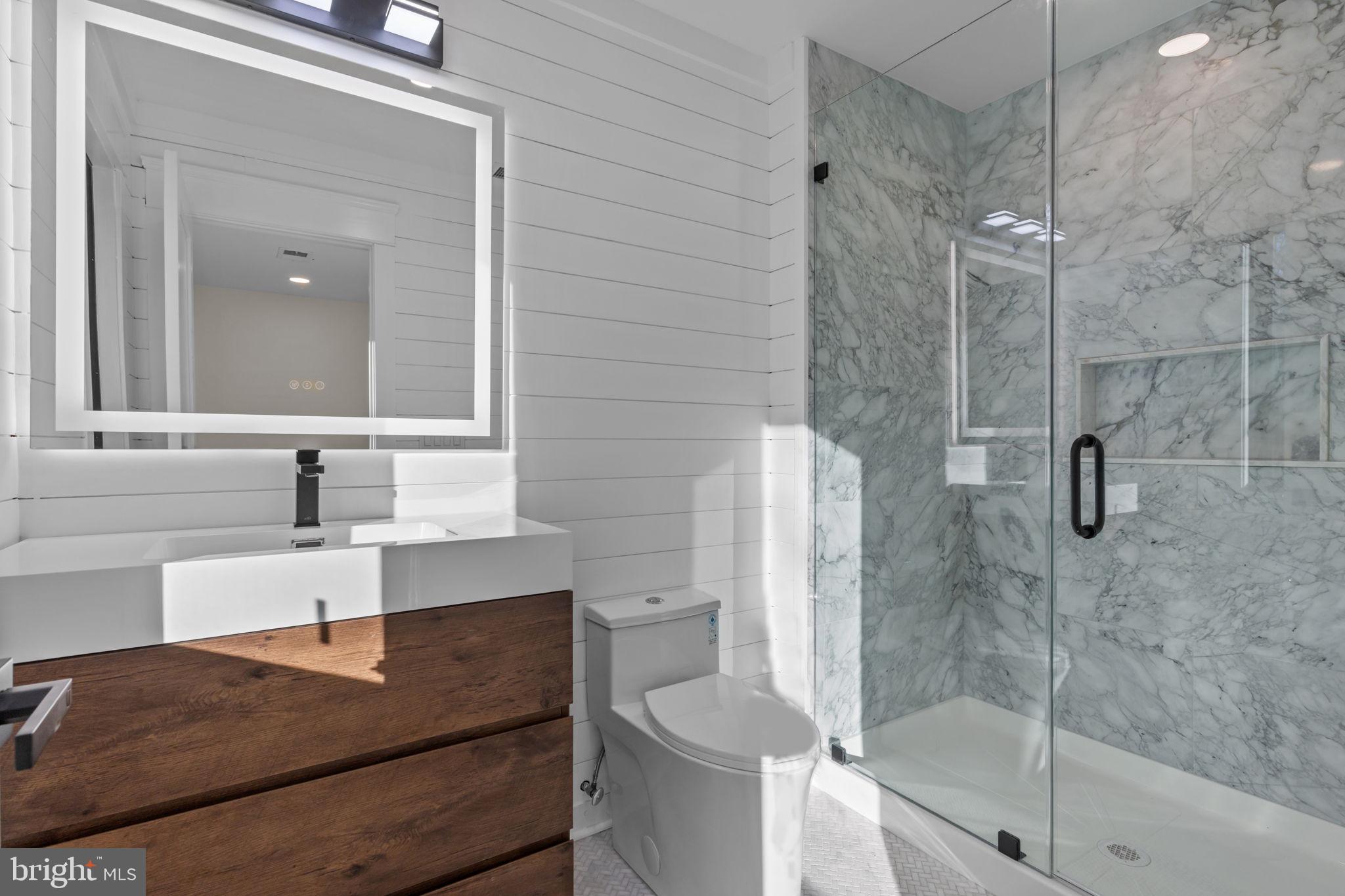 PINEVILLE - Residential