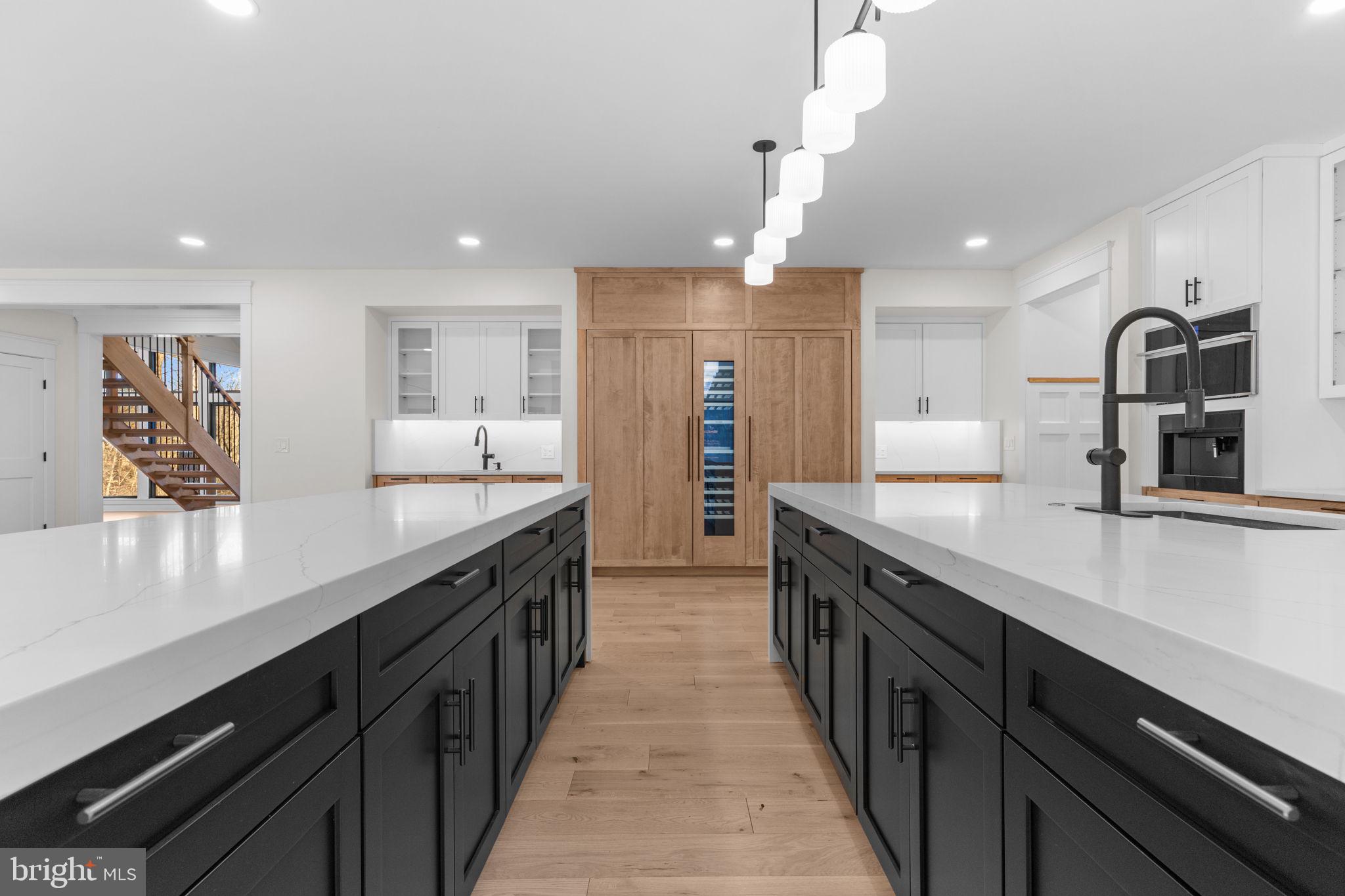 PINEVILLE - Residential