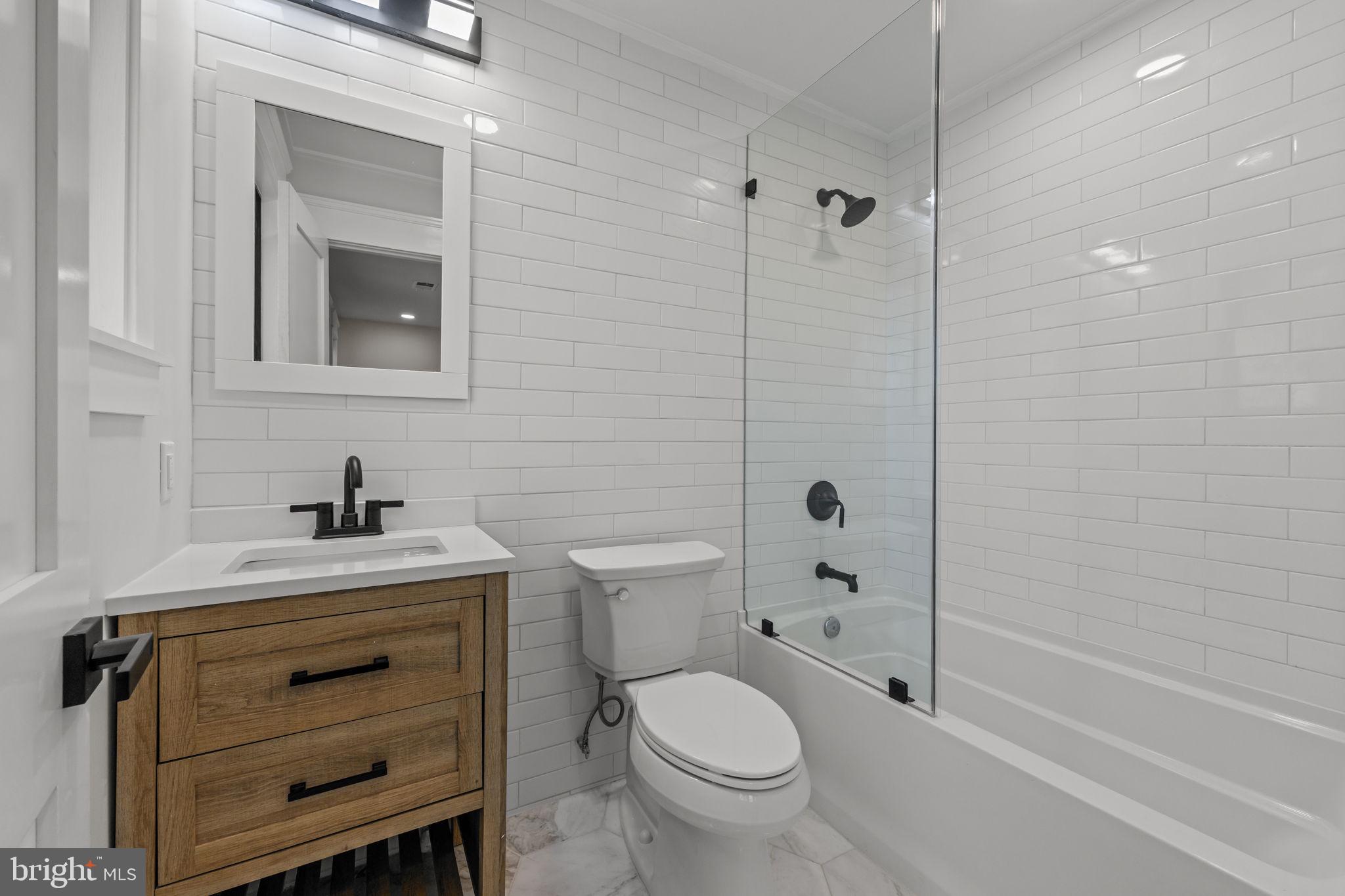 PINEVILLE - Residential