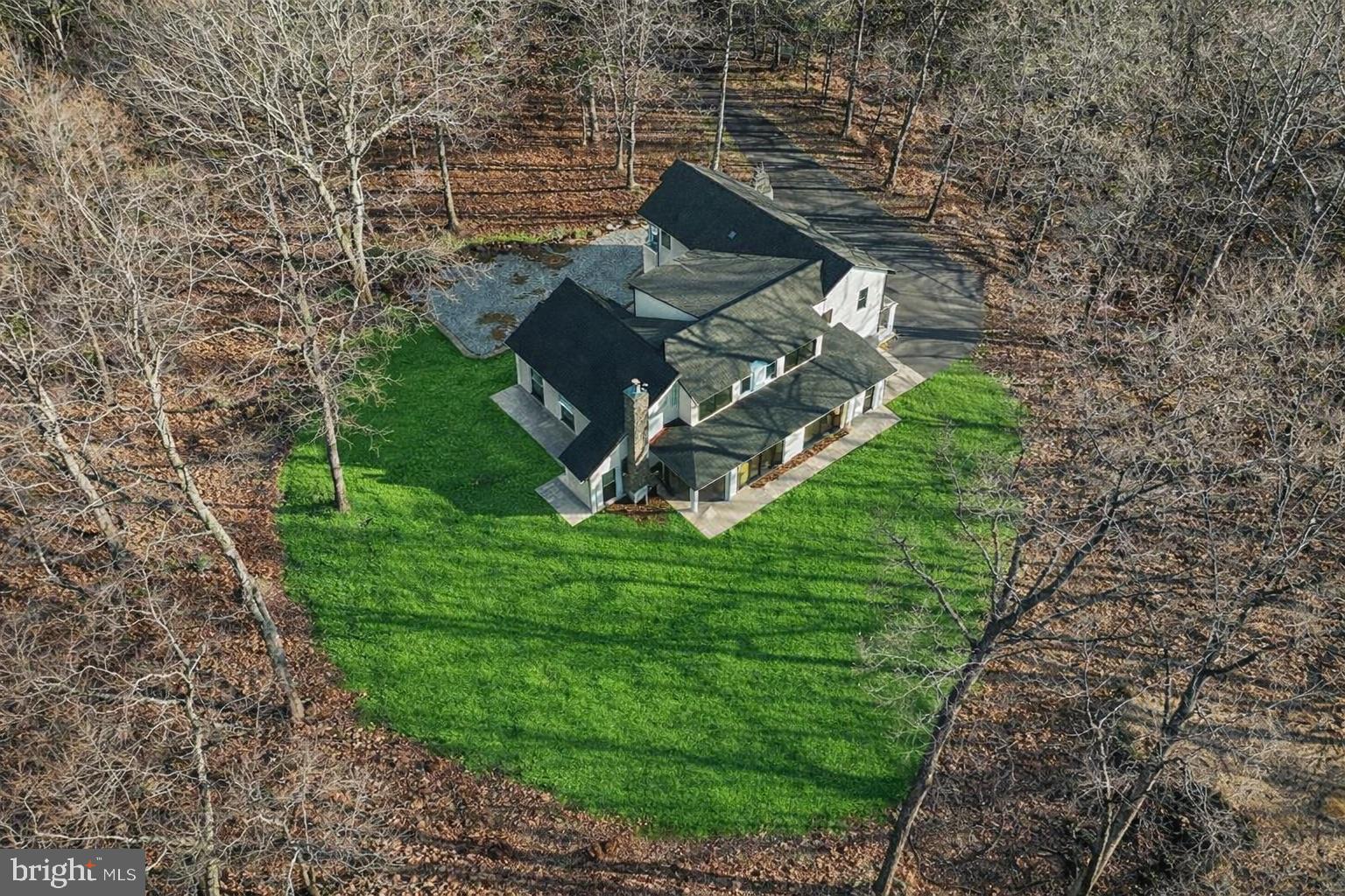 PINEVILLE - Residential