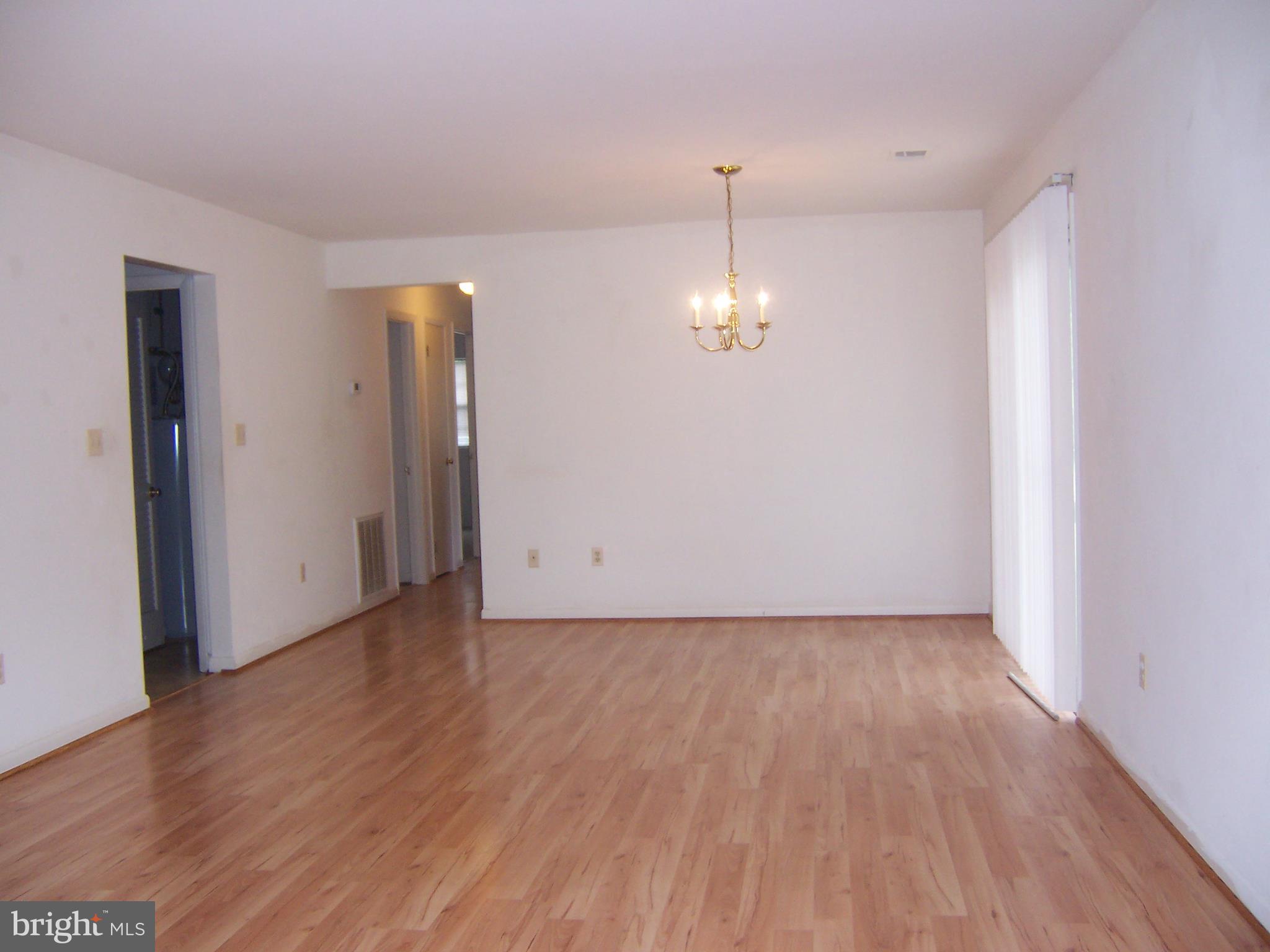 BROADVIEW ACRES - Residential Lease