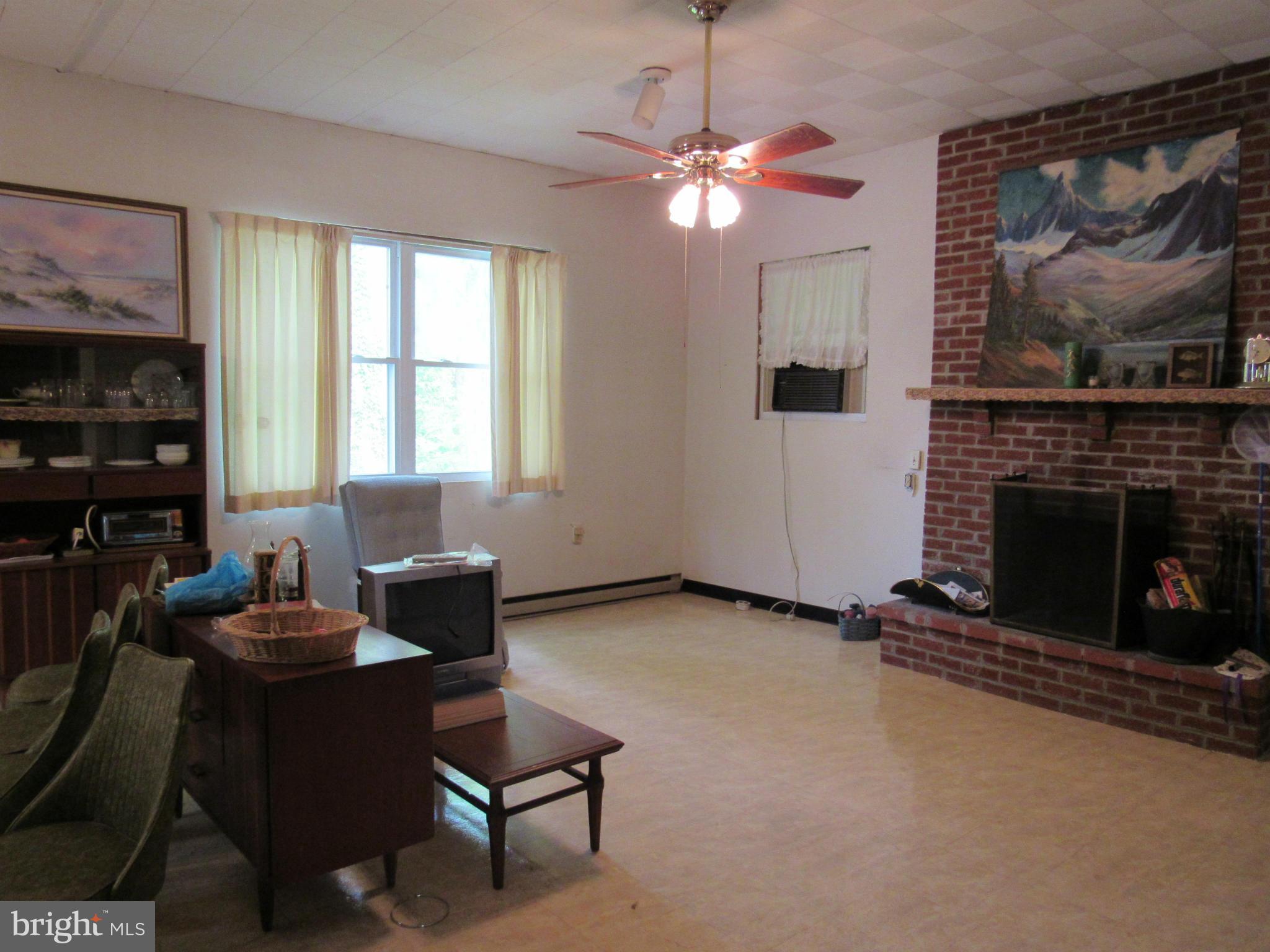 HOLIDAY BEACH - Residential