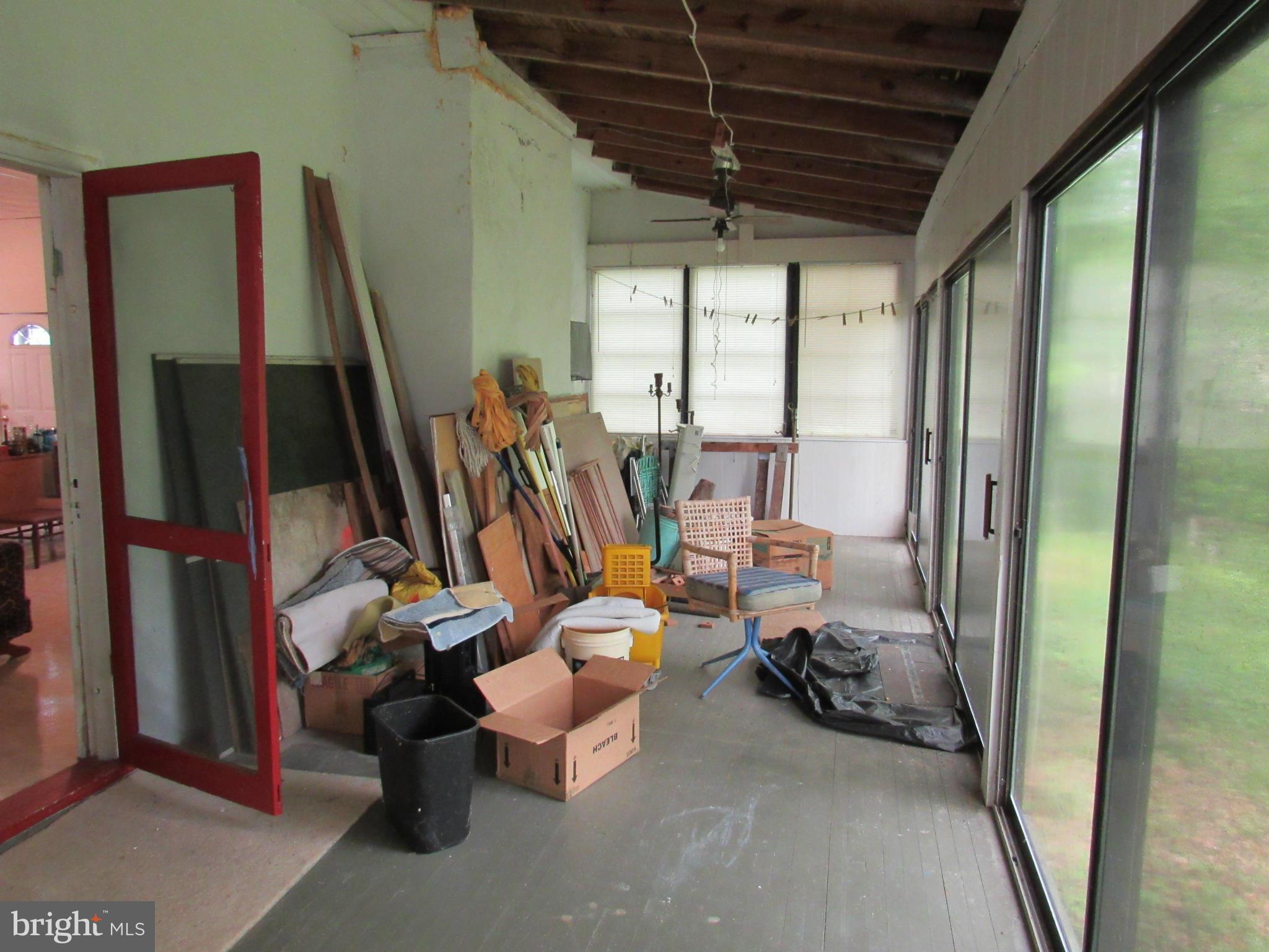 HOLIDAY BEACH - Residential