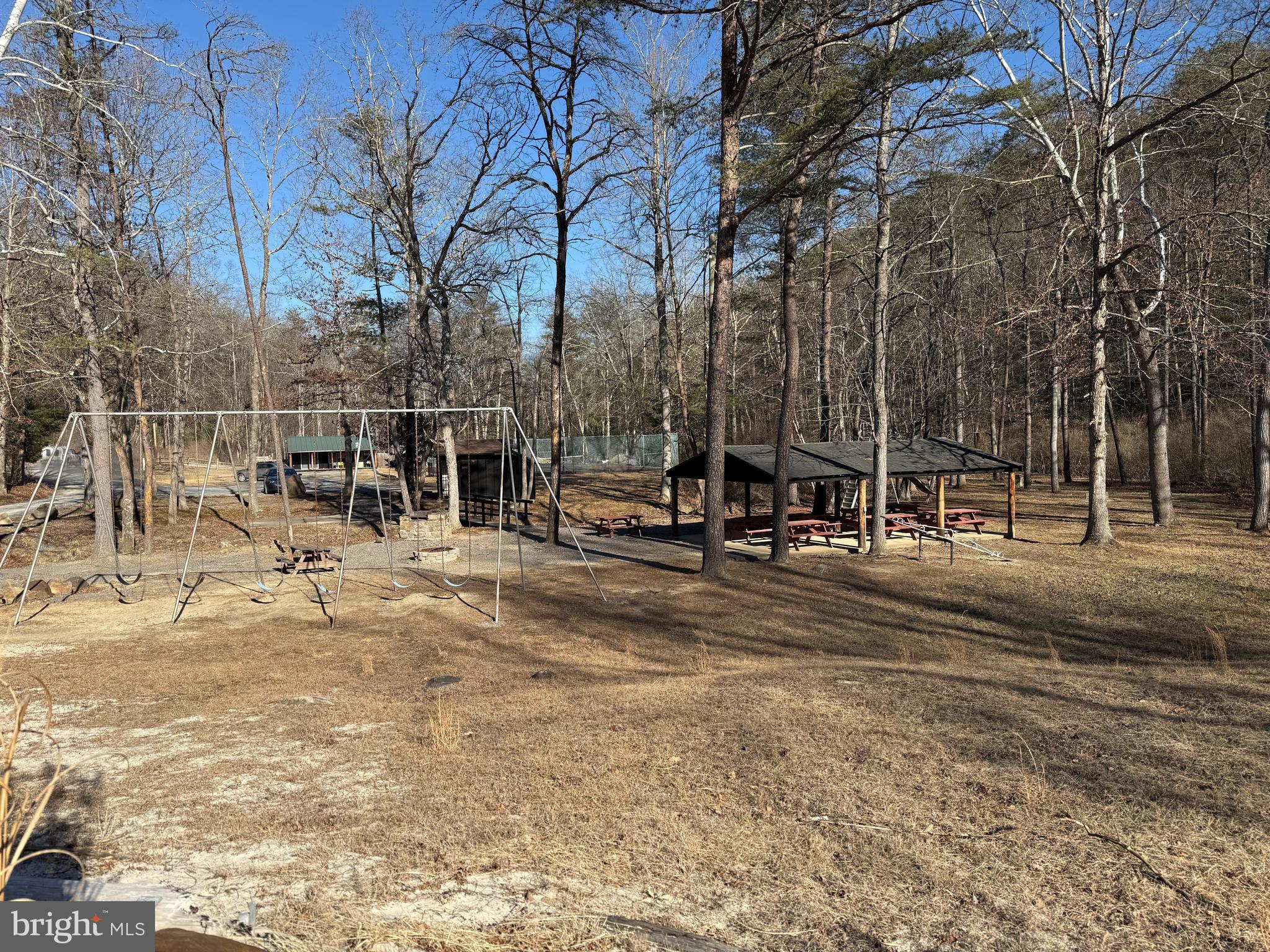 RITTERS HIDDEN VALLEY - Land