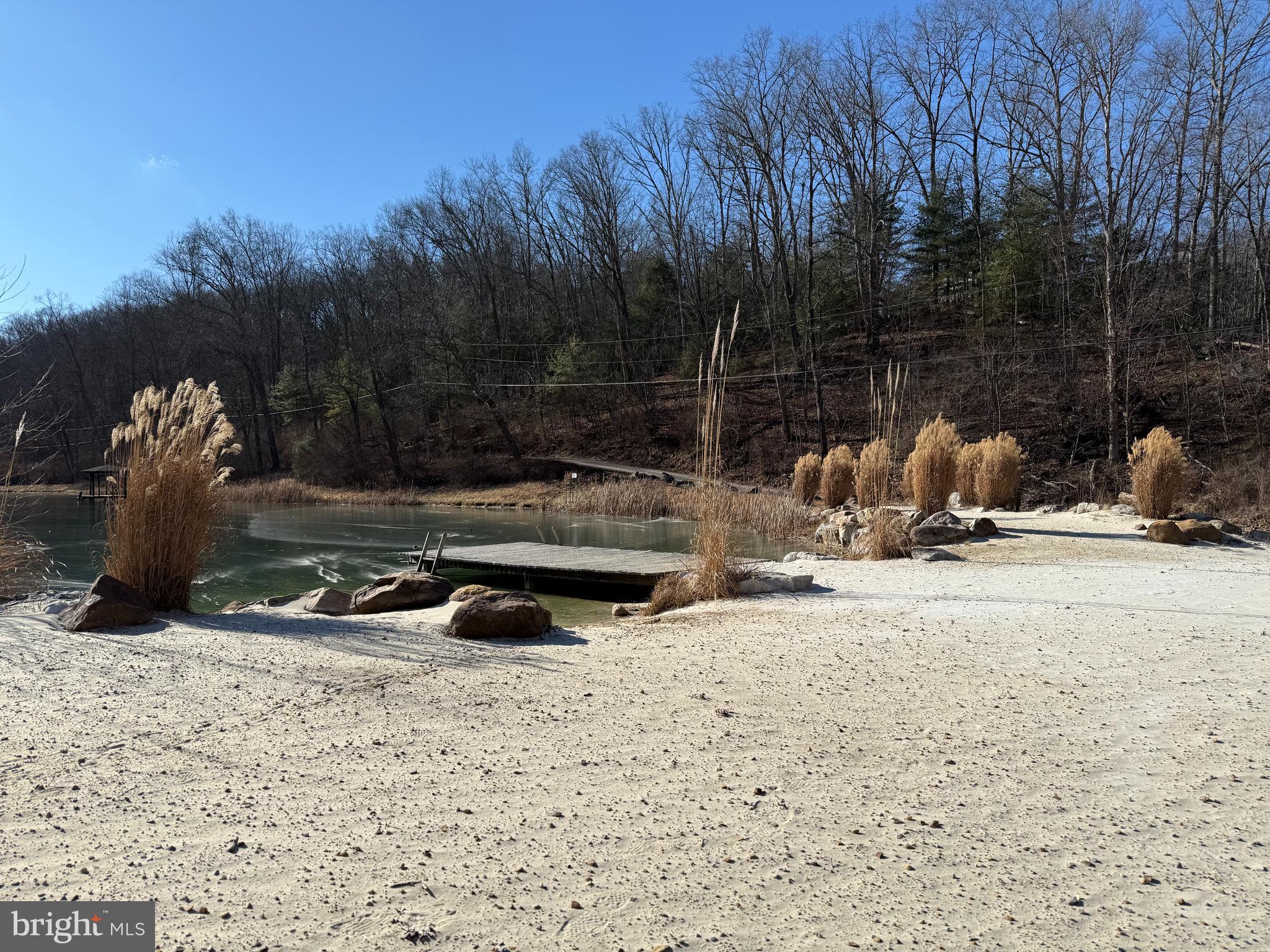 RITTERS HIDDEN VALLEY - Land