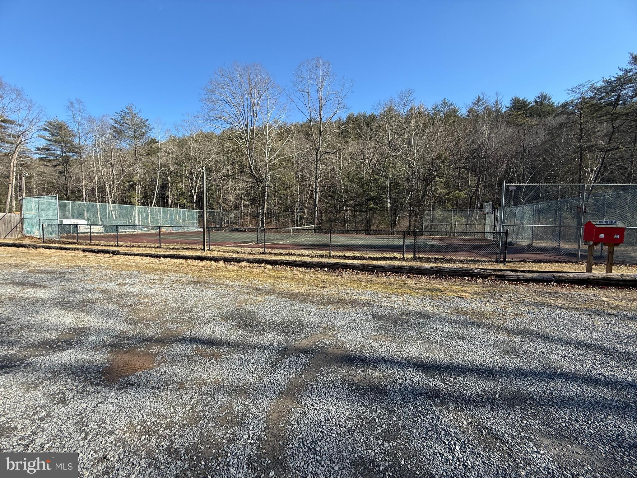 RITTERS HIDDEN VALLEY - Land