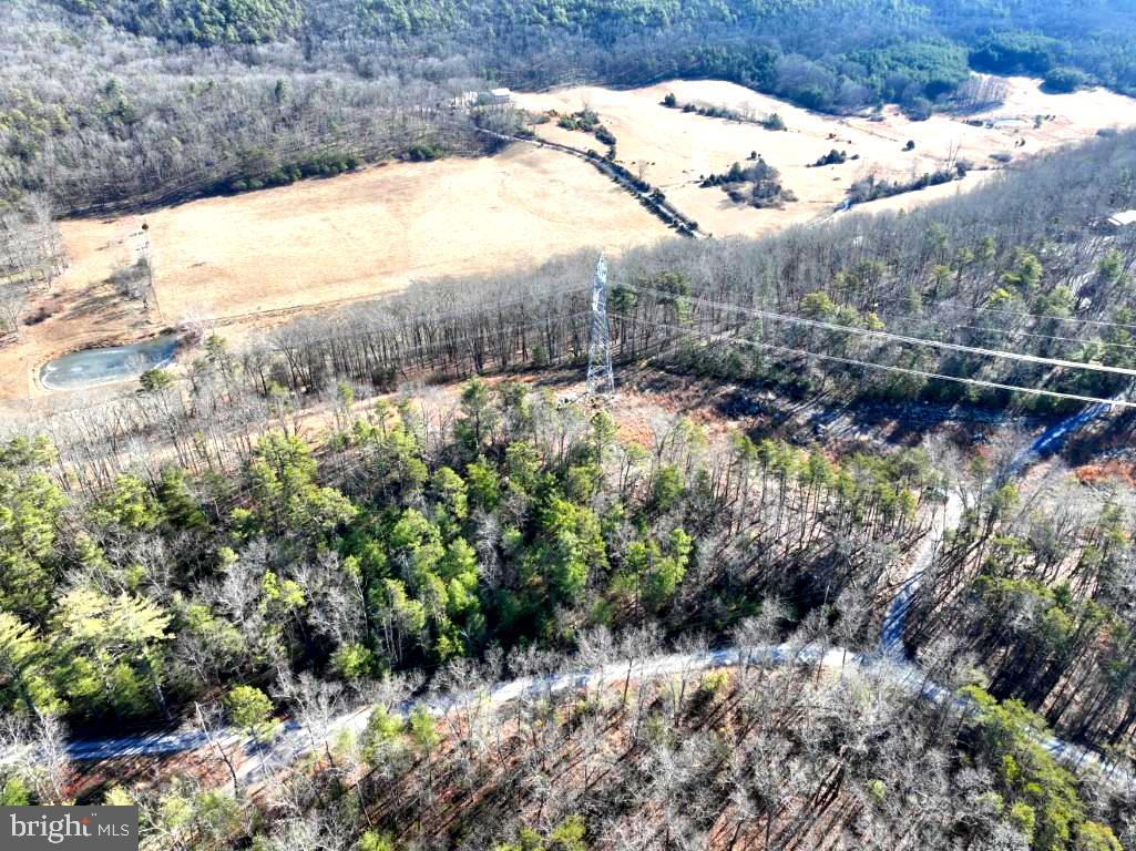 RITTERS HIDDEN VALLEY - Land