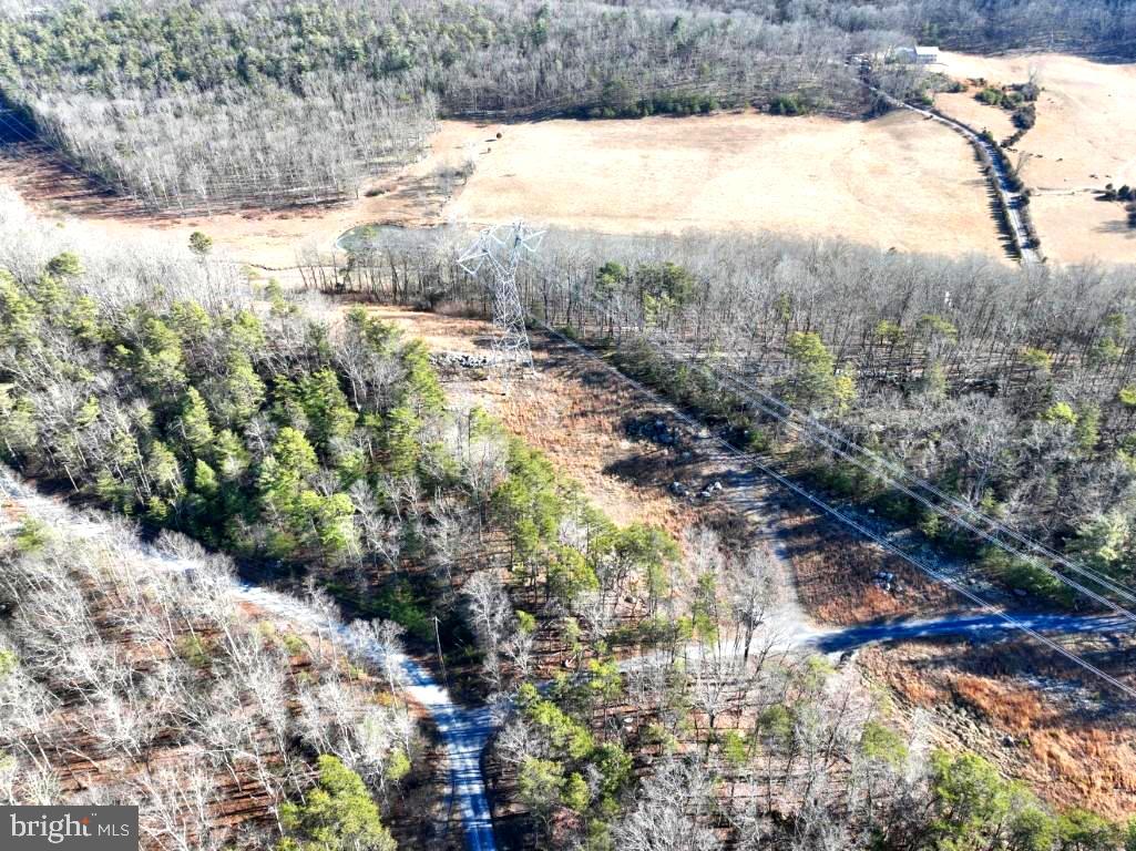 RITTERS HIDDEN VALLEY - Land